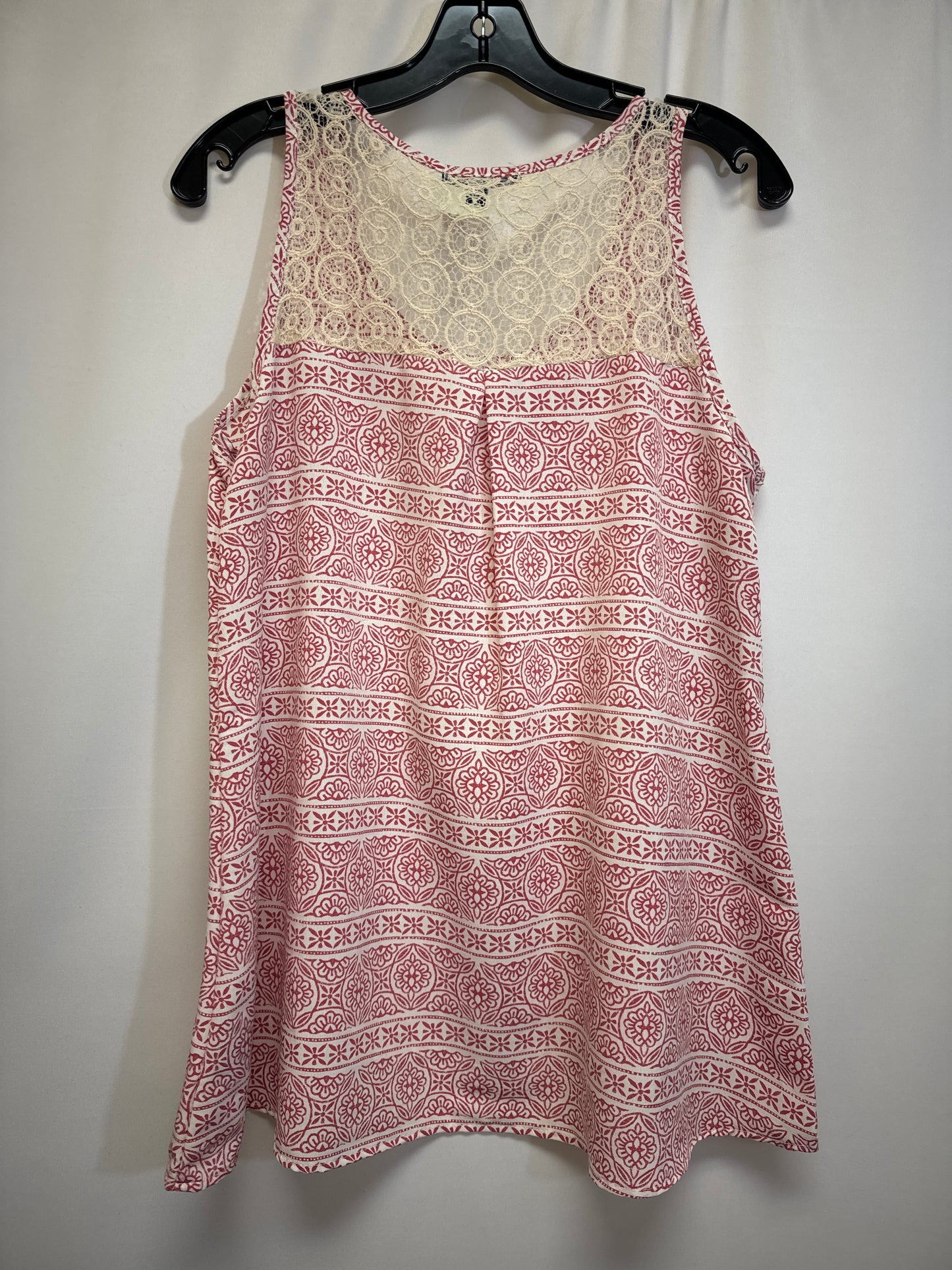 Top Sleeveless By Signature Studio Size: M