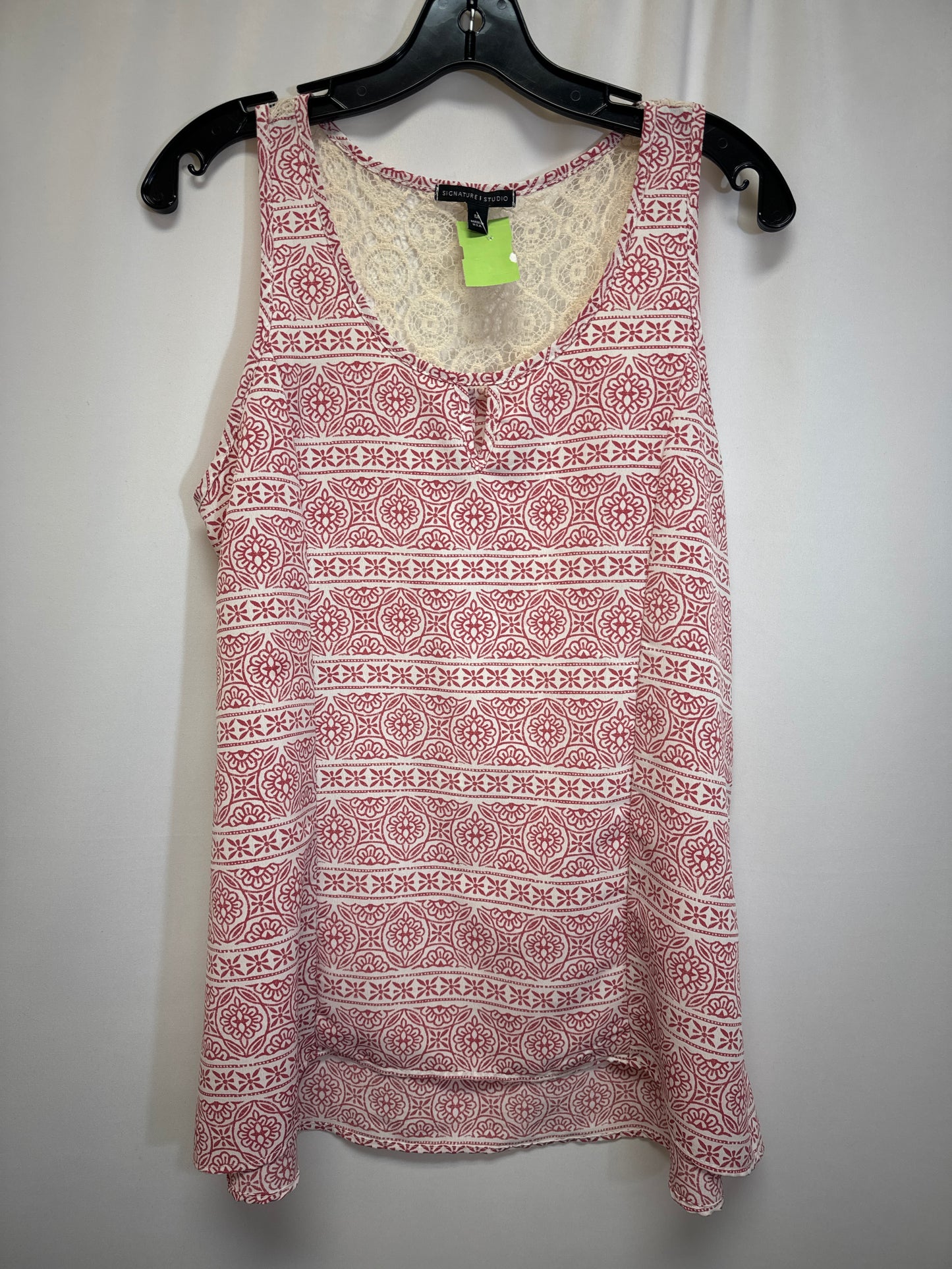 Top Sleeveless By Signature Studio Size: M