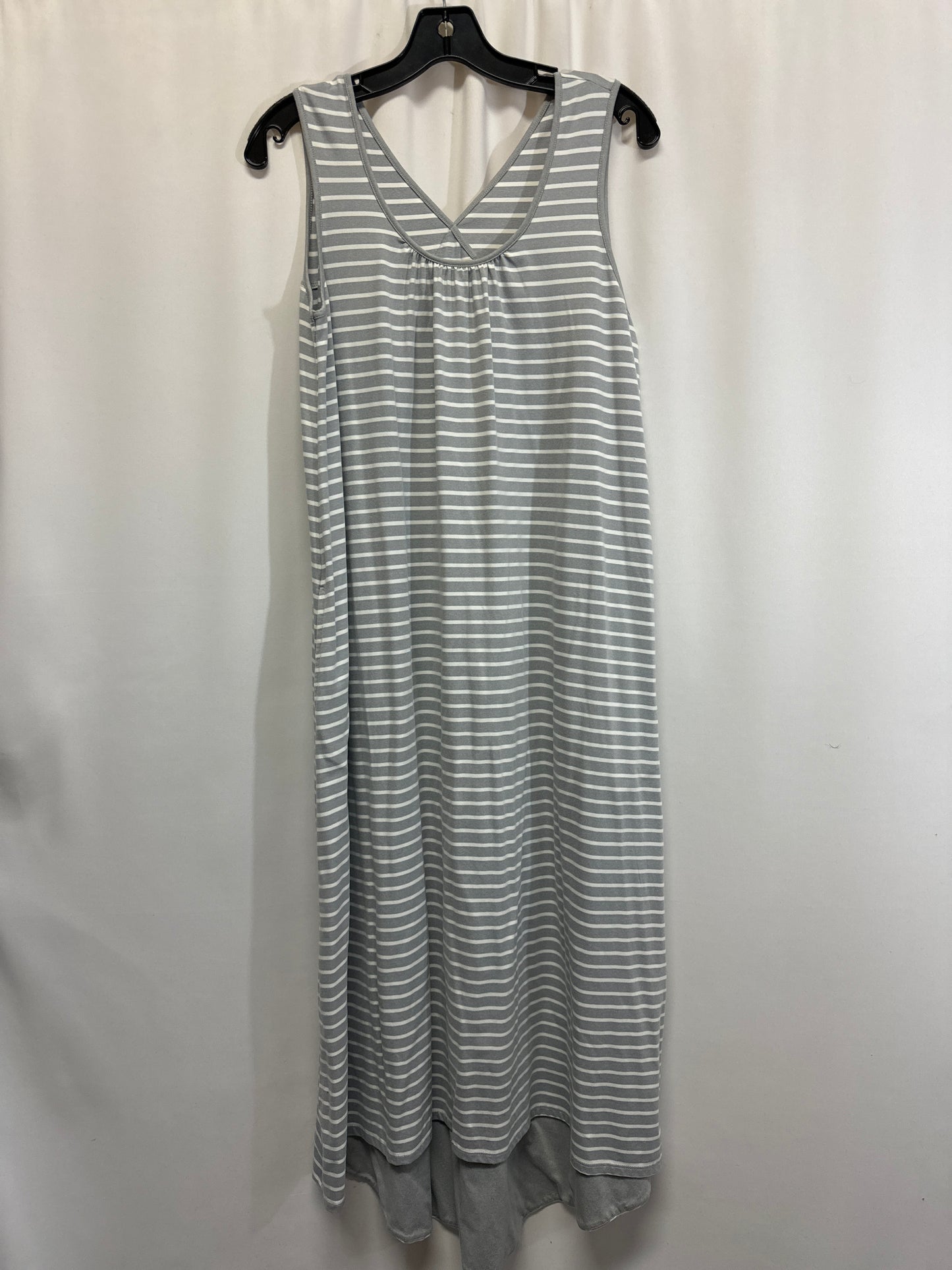 Dress Casual Maxi By Cuddl Duds In Grey, Size: M