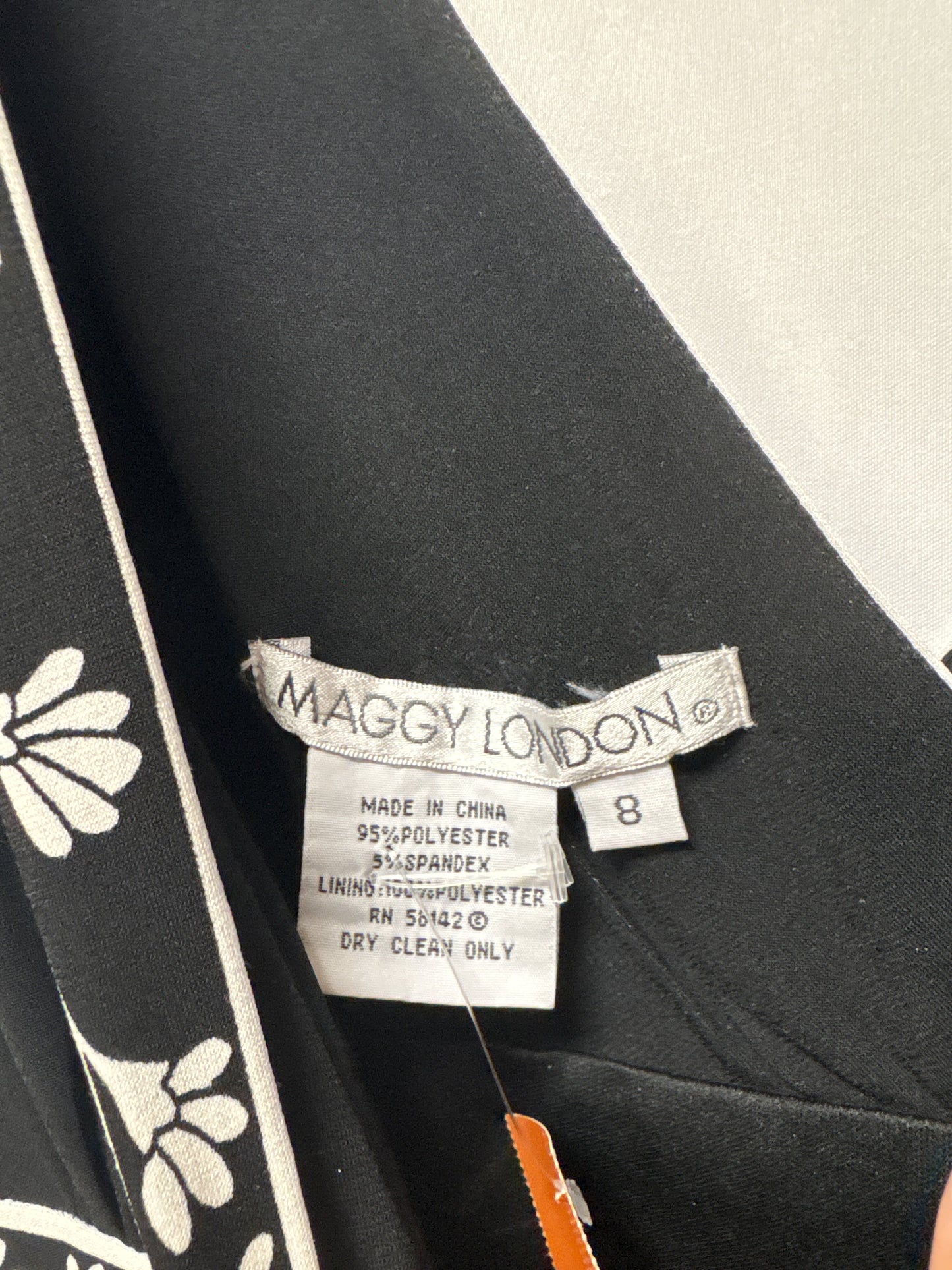 Dress Casual Midi By Maggy London Size: M