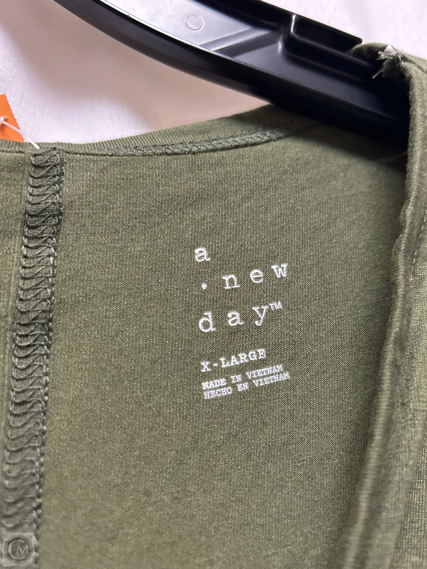 Top Short Sleeve By A New Day In Green, Size: Xl