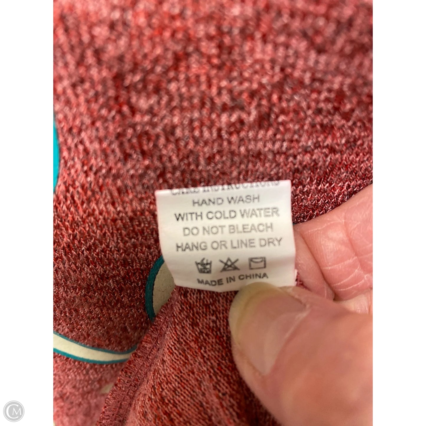 Top Long Sleeve By Clothes Mentor In Red, Size: S