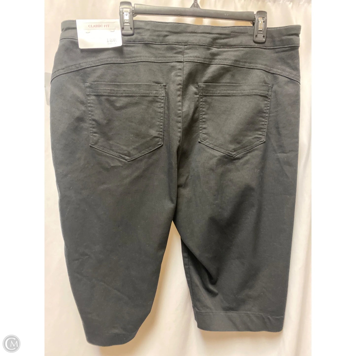 Capris By Cj Banks In Black, Size: 18