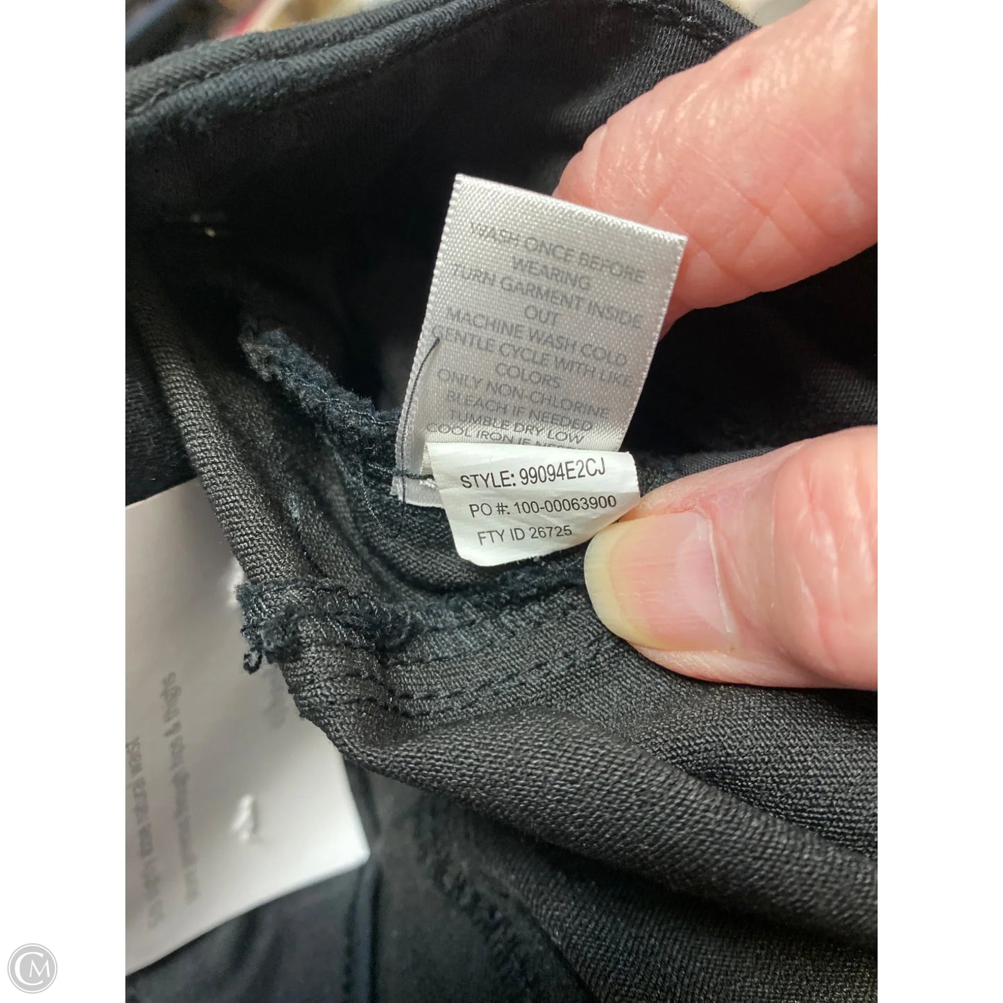 Capris By Cj Banks In Black, Size: 18