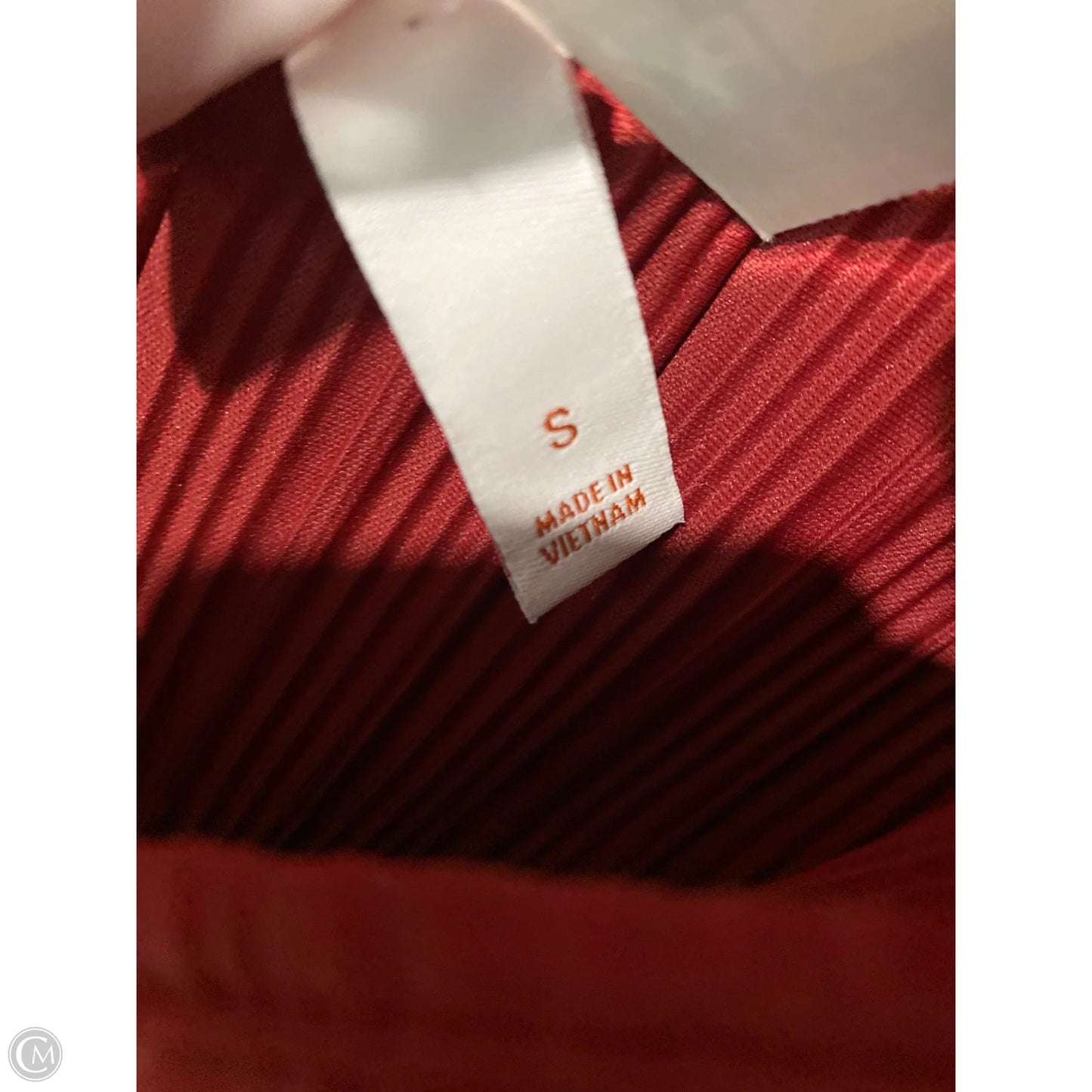 Top Short Sleeve By Ingrid & Isabel In Maroon, Size: S