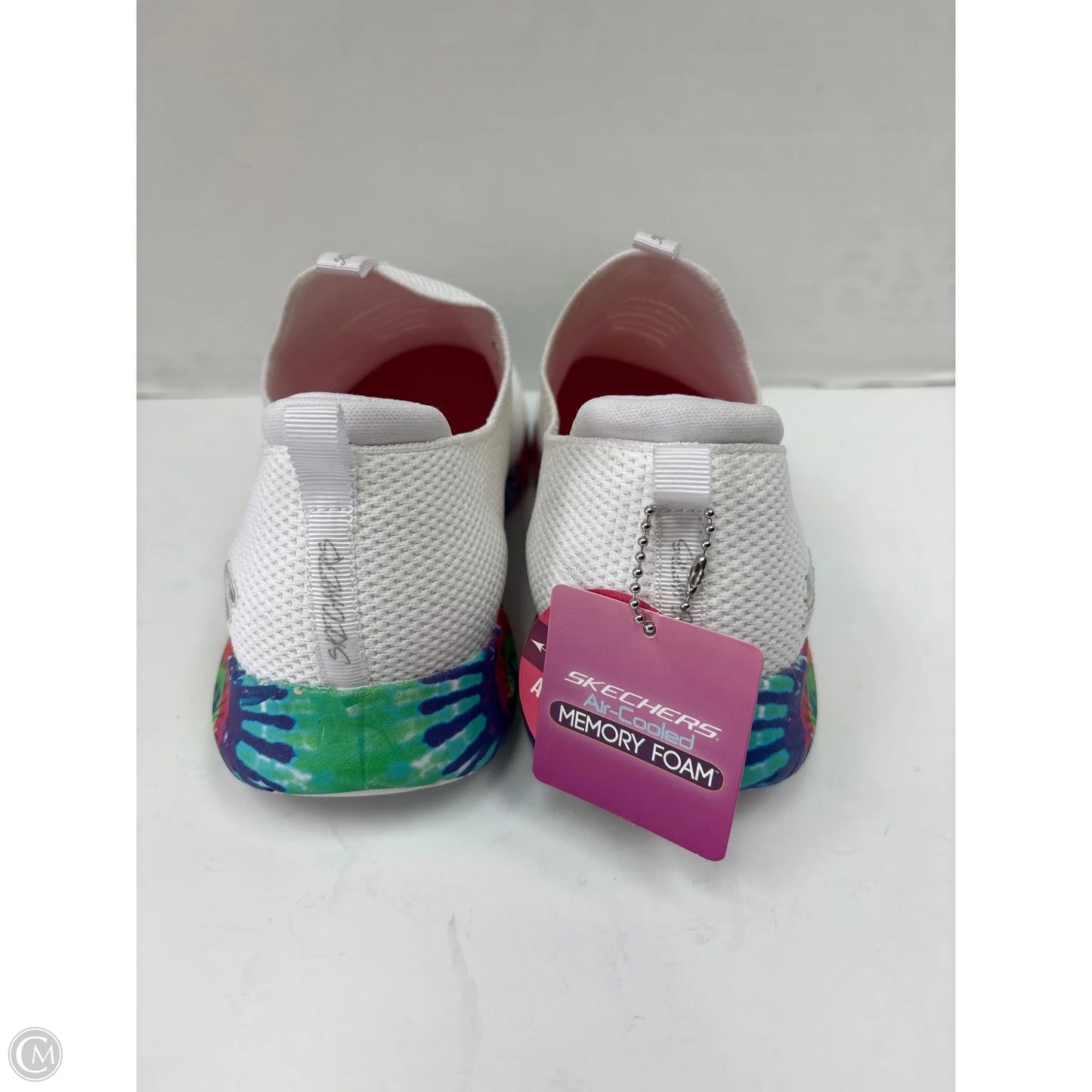 Shoes Athletic By Skechers In White, Size: 9