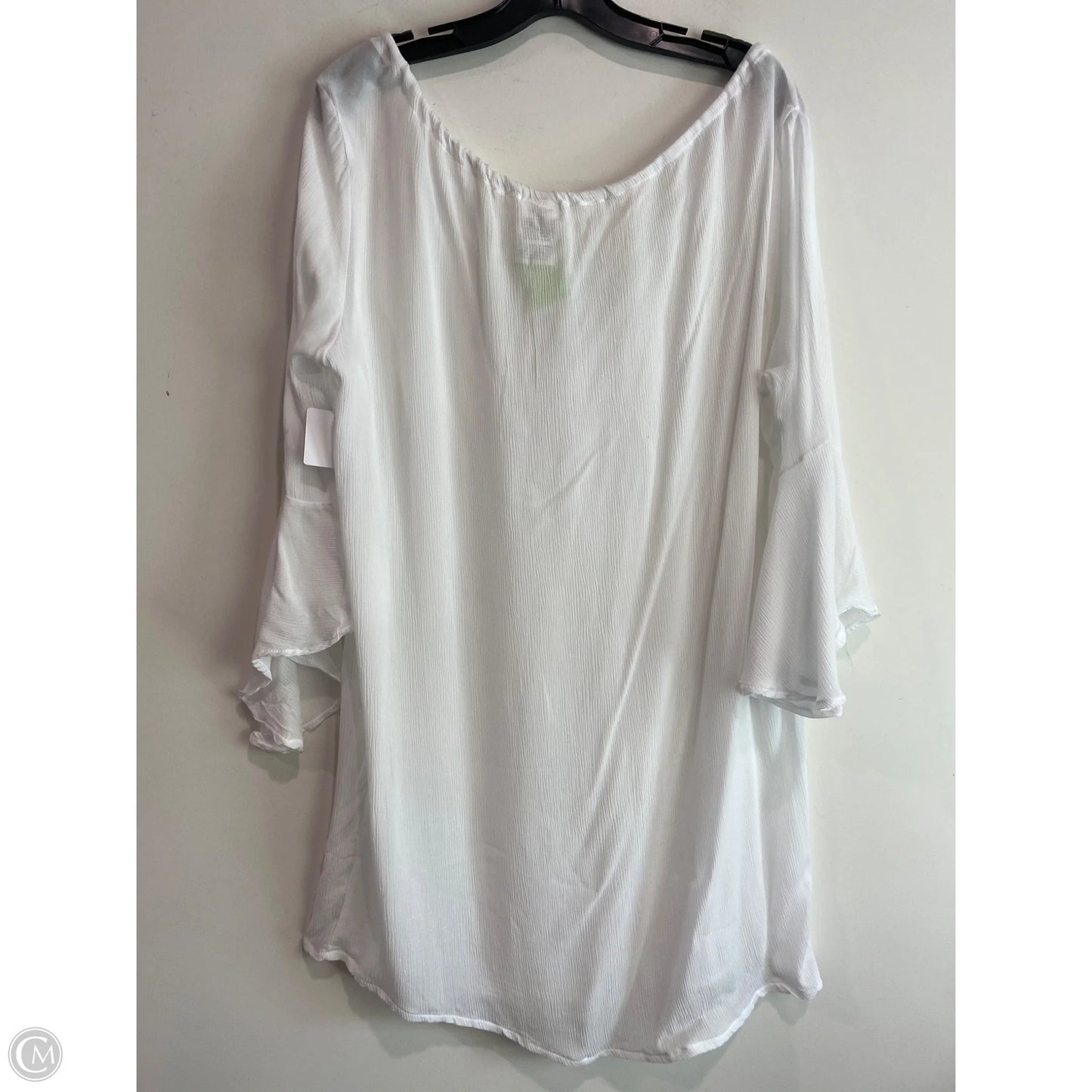 Swimwear Cover-up By Clothes Mentor In White, Size: M