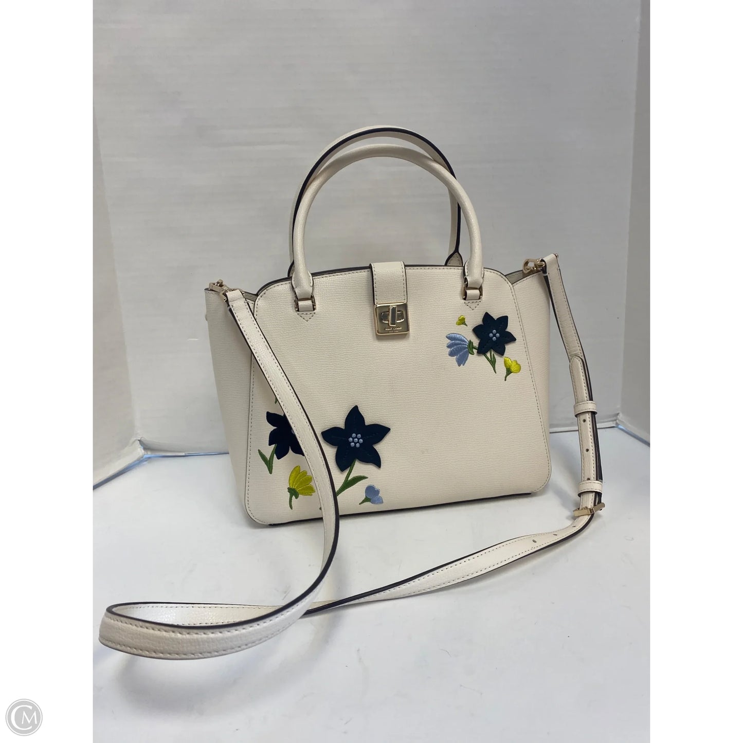 Crossbody Designer By Kate Spade, Size: Medium