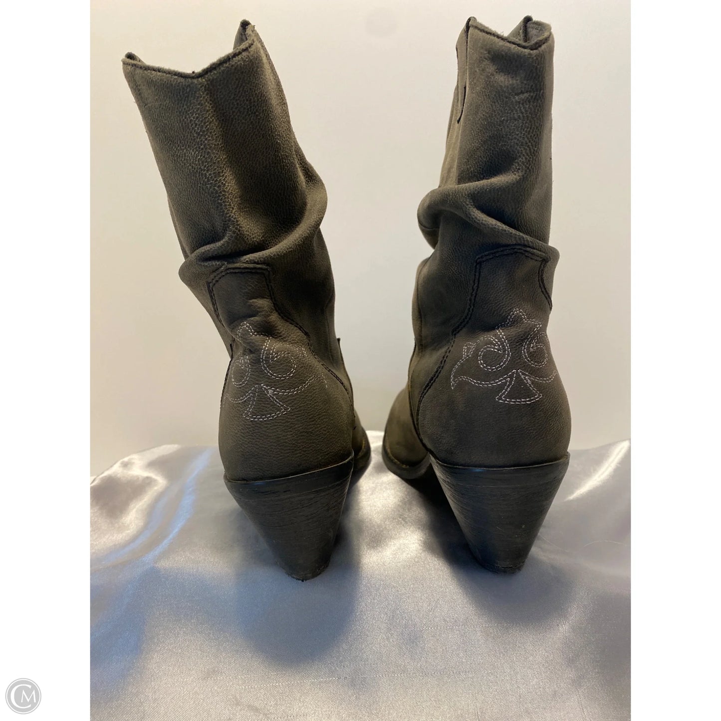 Boots Western By Clothes Mentor In Taupe, Size: 8.5