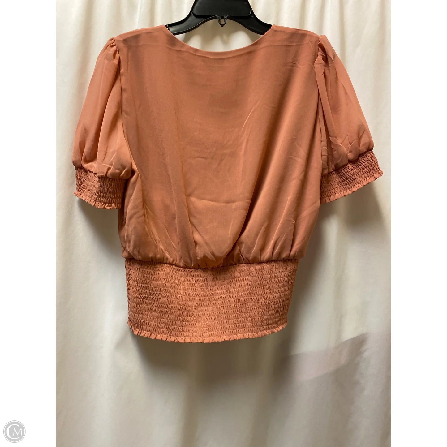 Top Short Sleeve By Clothes Mentor In Coral, Size: L