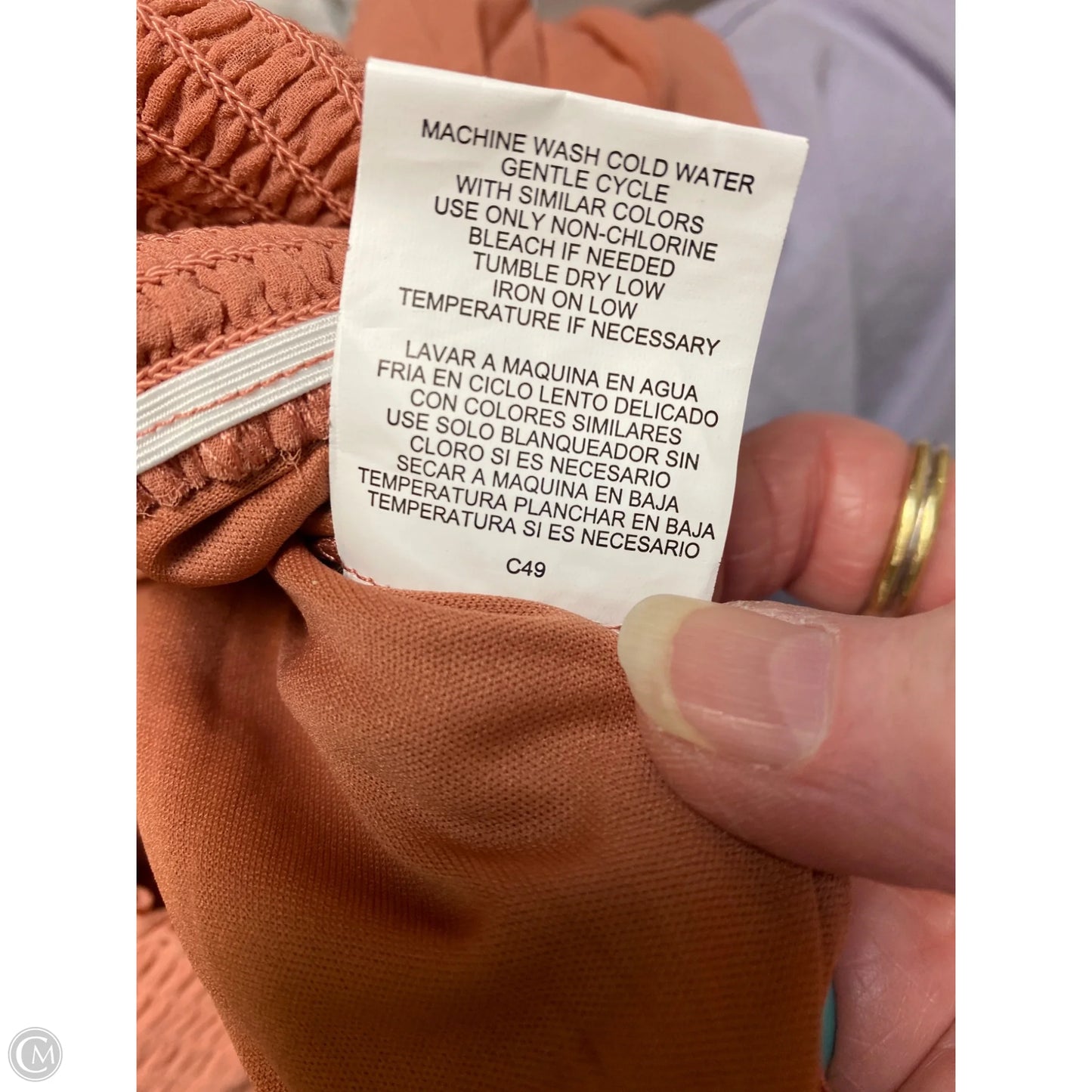 Top Short Sleeve By Clothes Mentor In Coral, Size: L