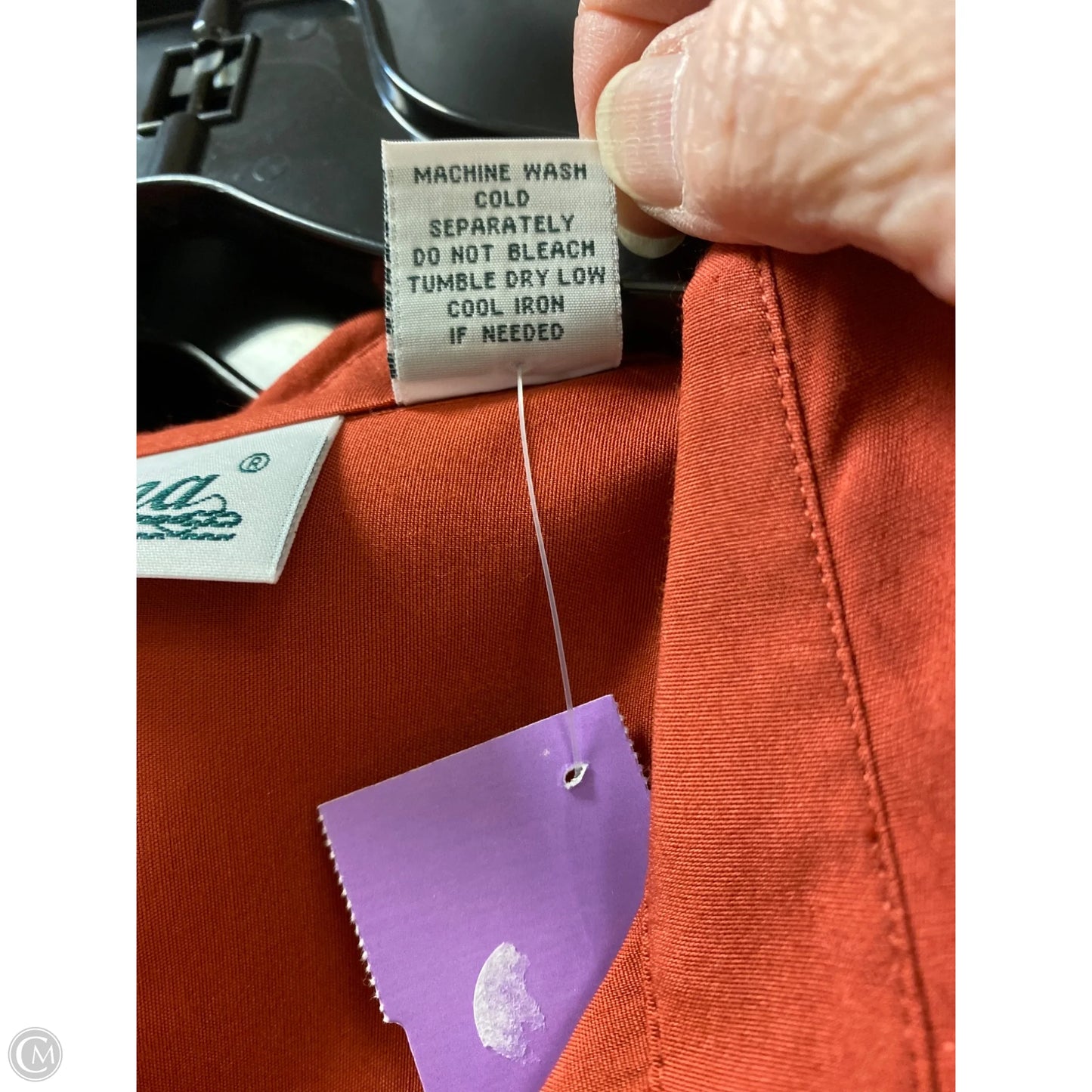 Top Long Sleeve By Clothes Mentor In Maroon, Size: L