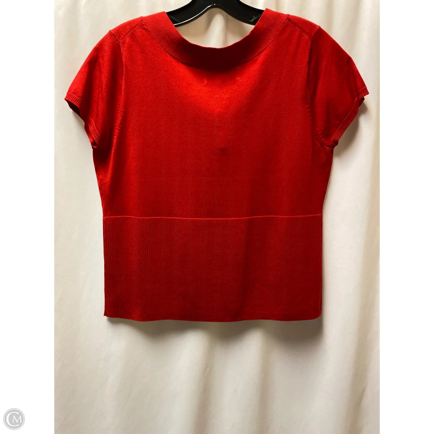 Top Short Sleeve By Clothes Mentor In Red, Size: Lp
