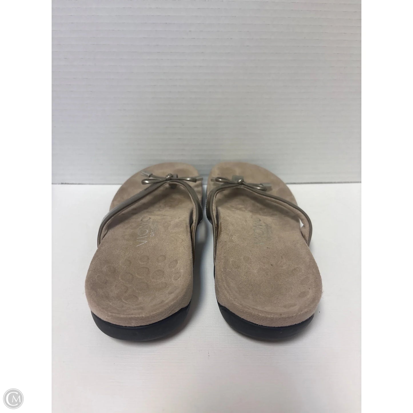 Sandals Flats By Vionic In Beige, Size: 8