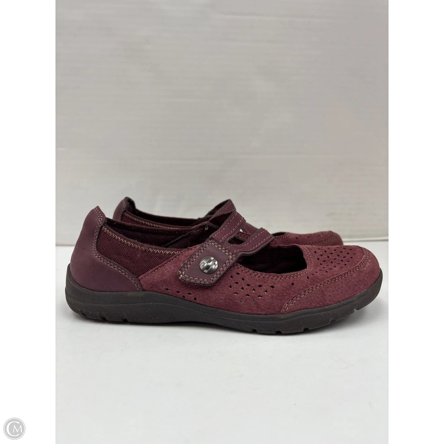 Shoes Flats By Clothes Mentor In Maroon, Size: 7.5