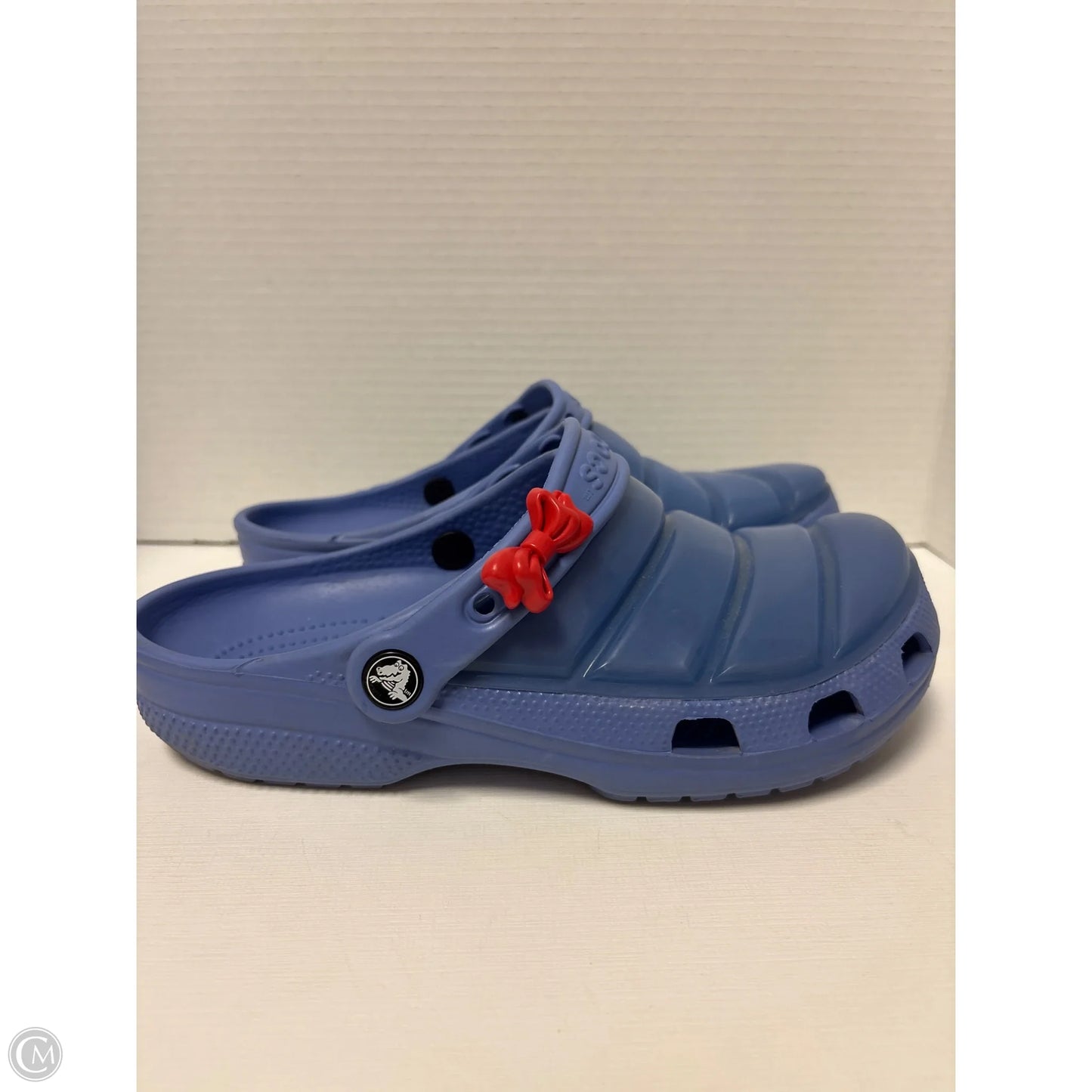 Sandals Flats By Crocs In Purple, Size: 9