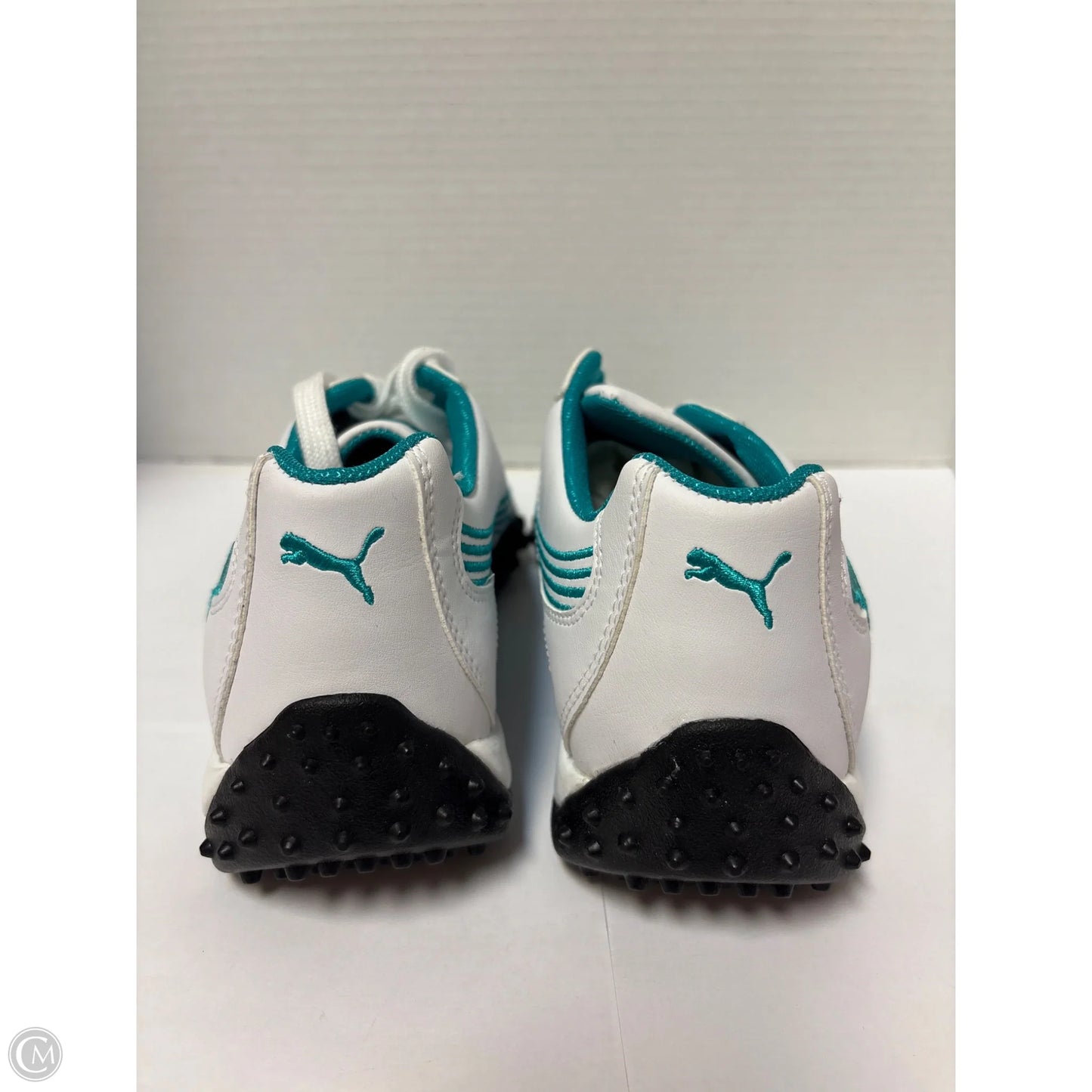 Shoes Athletic By Puma In White, Size: 9.5