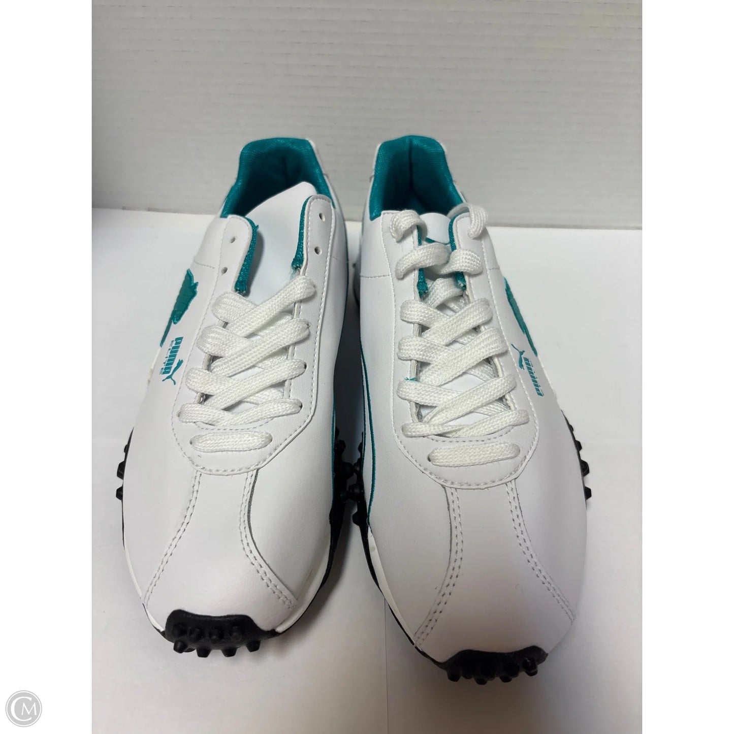 Shoes Athletic By Puma In White, Size: 9.5