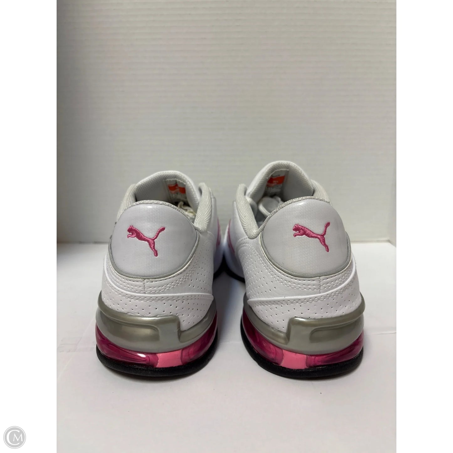 Shoes Athletic By Puma In White, Size: 8.5