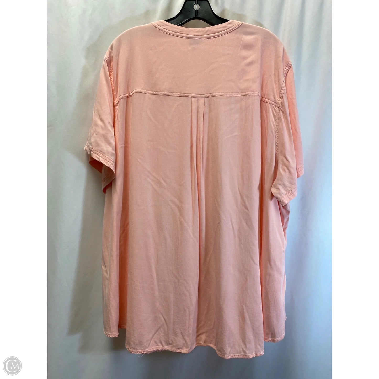 Top Short Sleeve By Torrid In Pink, Size: 4x
