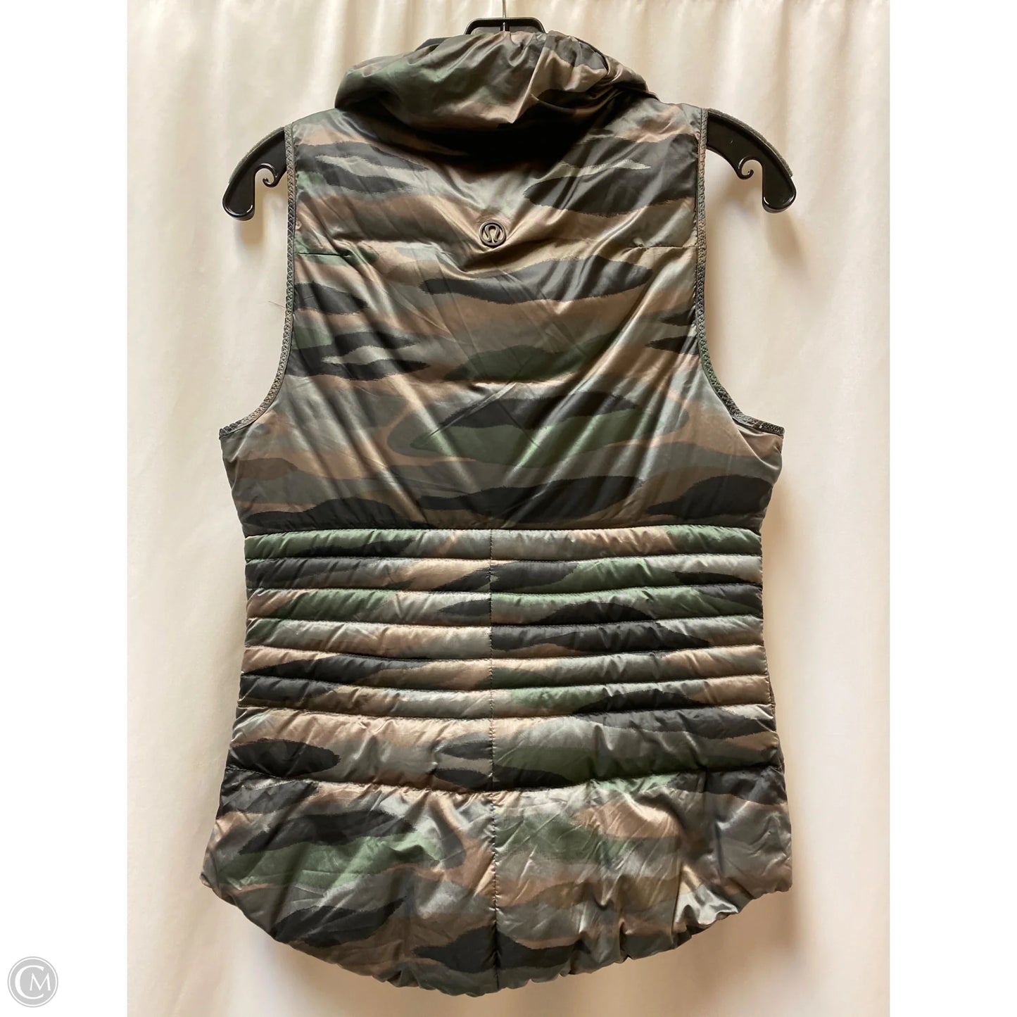 Vest Puffer & Quilted By Lululemon In Camouflage Print, Size: 6