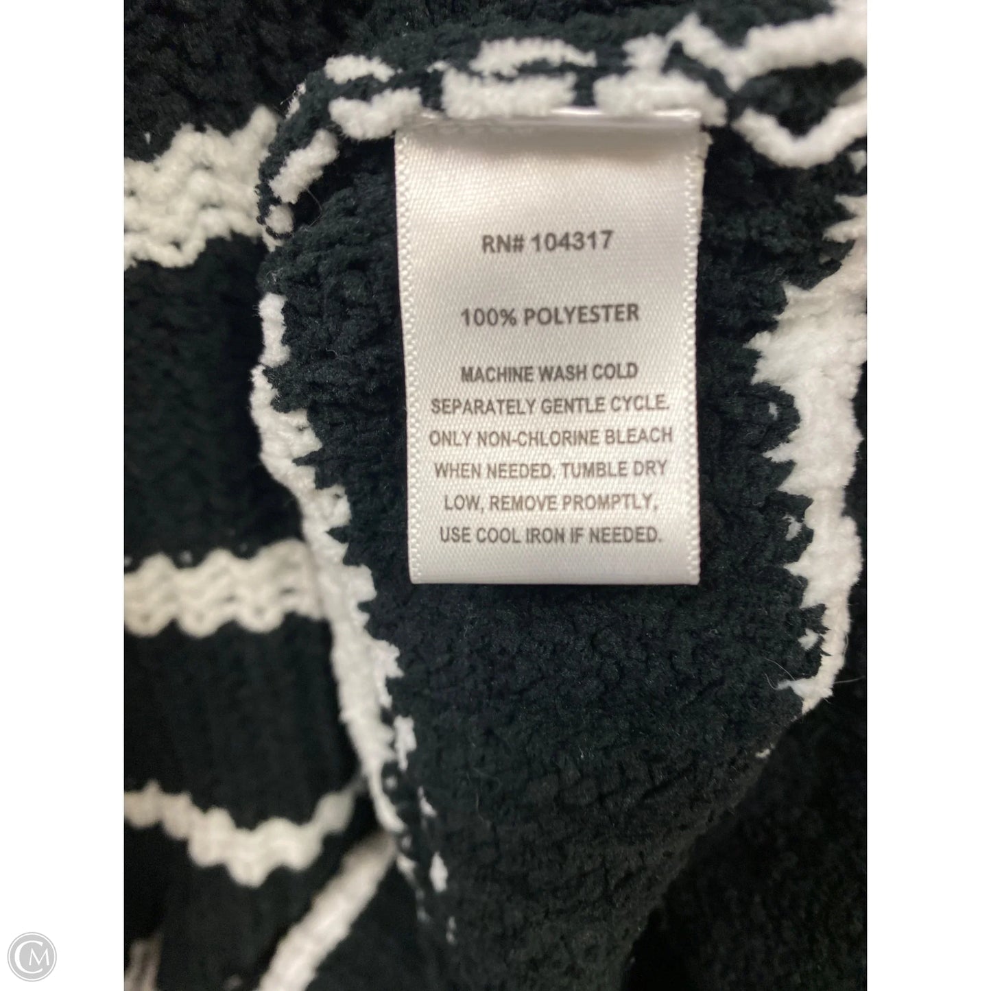 Sweater By Derek Heart In Black & White, Size: L