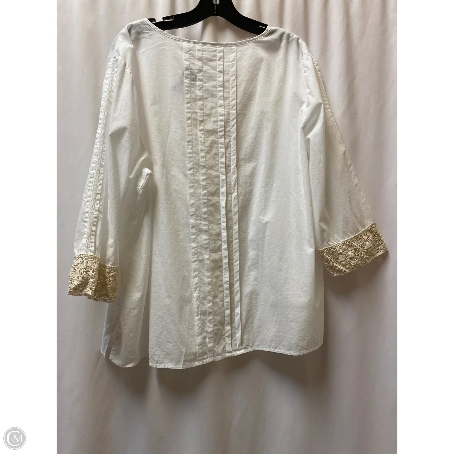 Top 3/4 Sleeve By Chicos In White, Size: Xxl