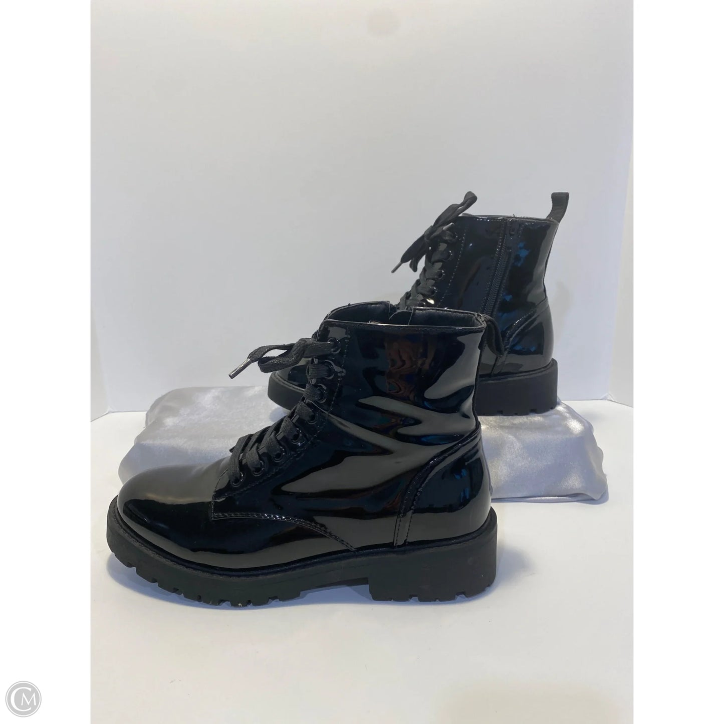 Boots Ankle Flats By Comfort Casual In Black, Size: 9