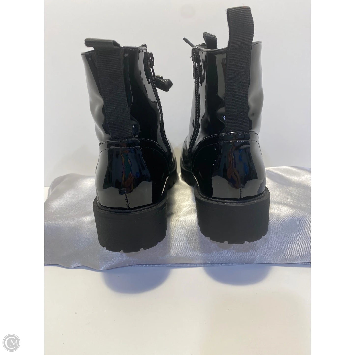 Boots Ankle Flats By Comfort Casual In Black, Size: 9