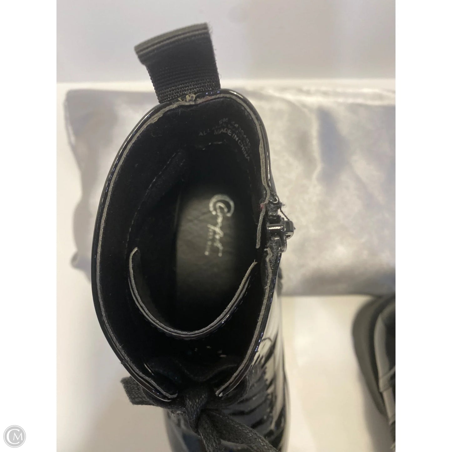 Boots Ankle Flats By Comfort Casual In Black, Size: 9