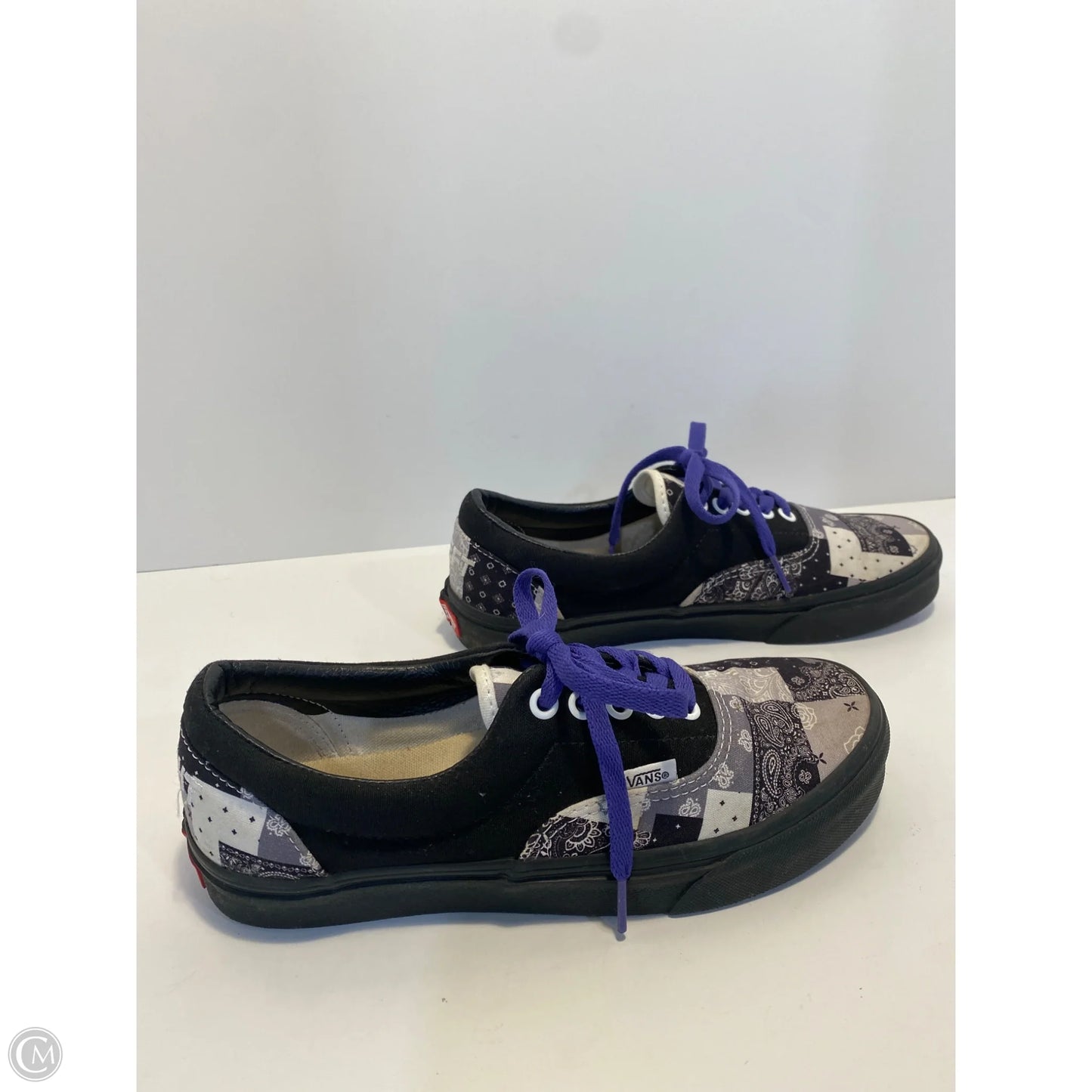 Shoes Sneakers By Vans In Black, Size: 8.5