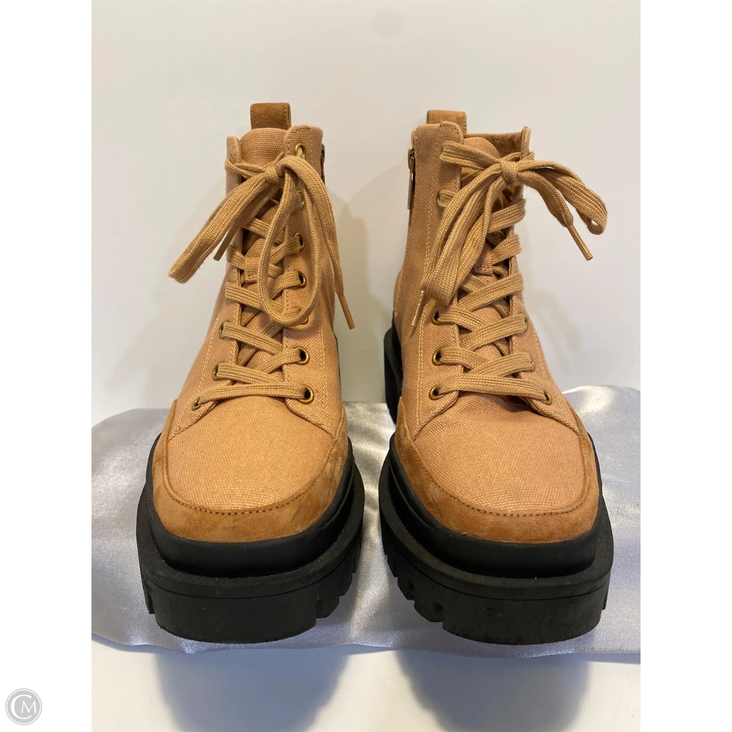 Boots Ankle Flats By Vionic In Brown, Size: 9