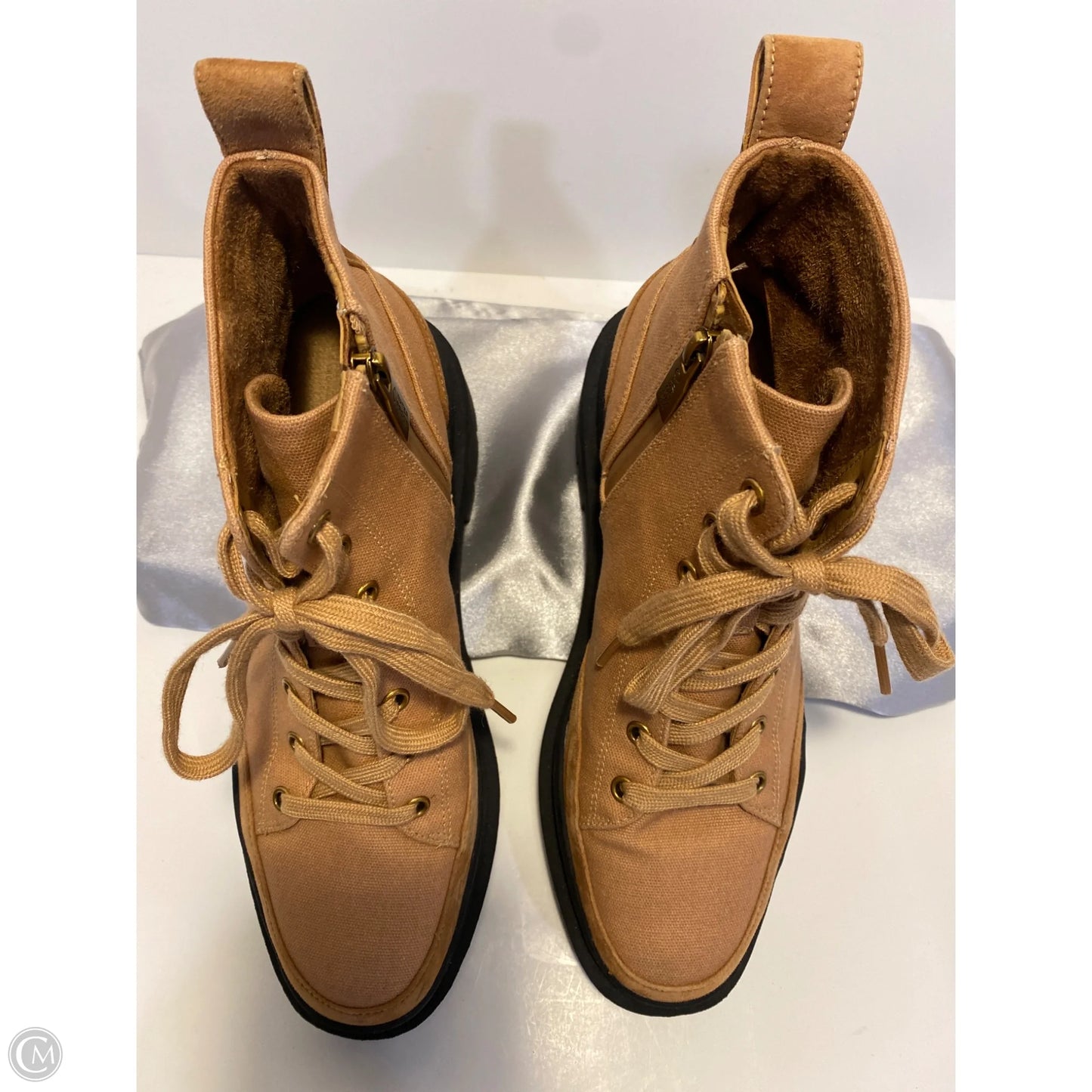 Boots Ankle Flats By Vionic In Brown, Size: 9