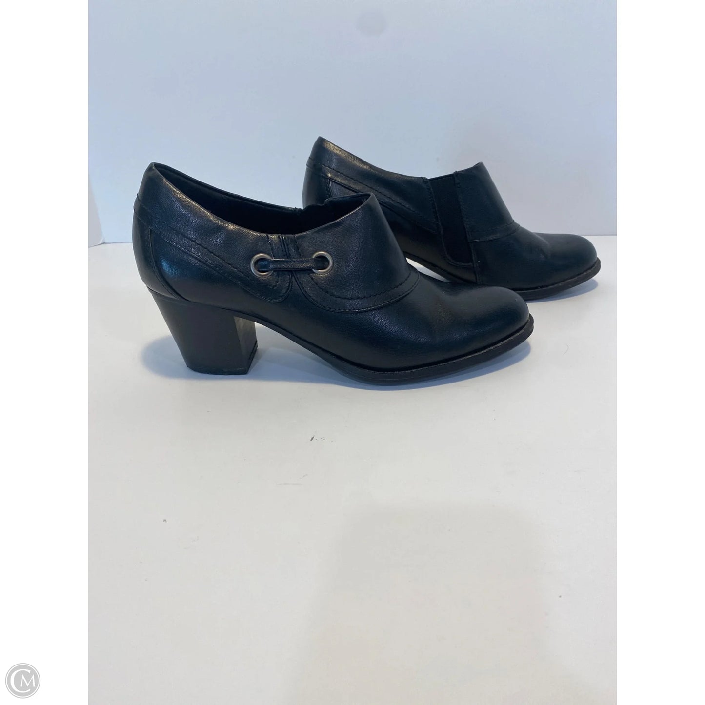 Boots Ankle Heels By Yuu Collection In Black, Size: 7