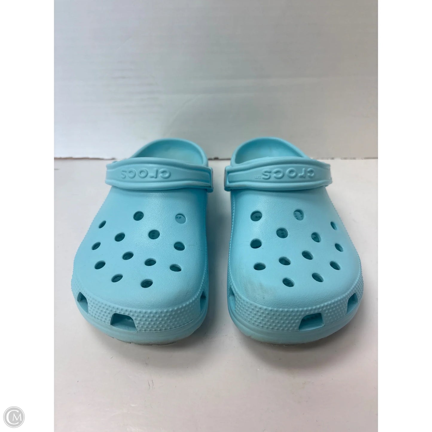 Sandals Flats By Crocs In Blue, Size: 7