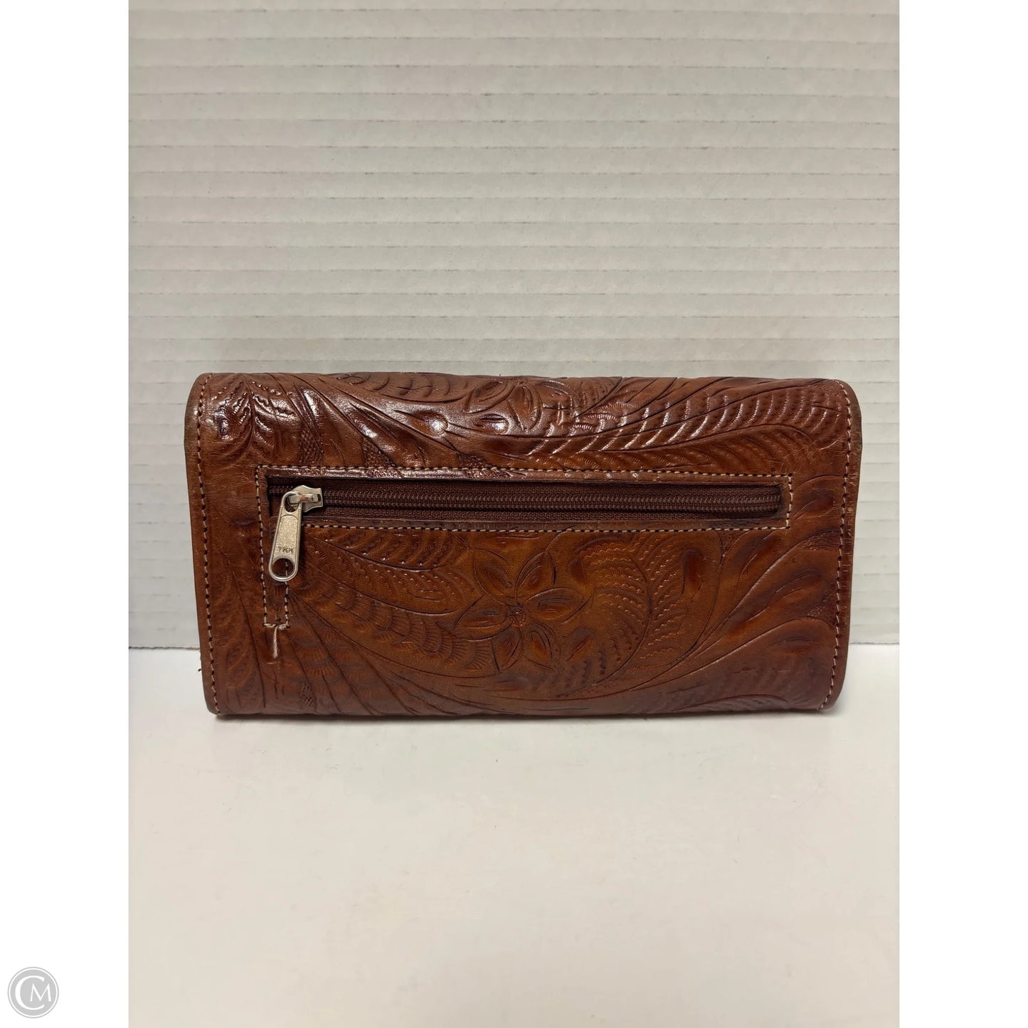 Wallet By Clothes Mentor, Size: Large