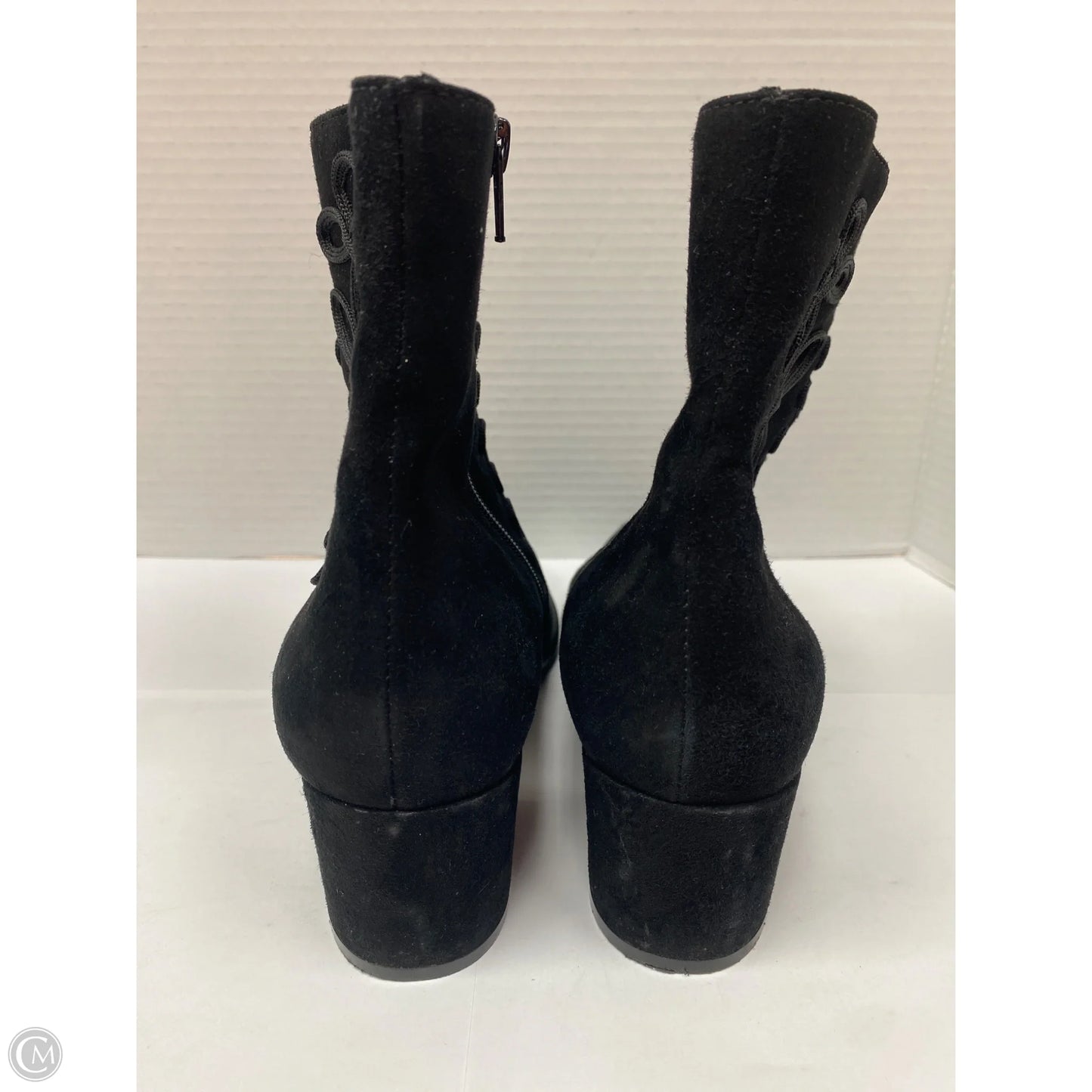 Boots Ankle Heels By Clothes Mentor In Black, Size: 10