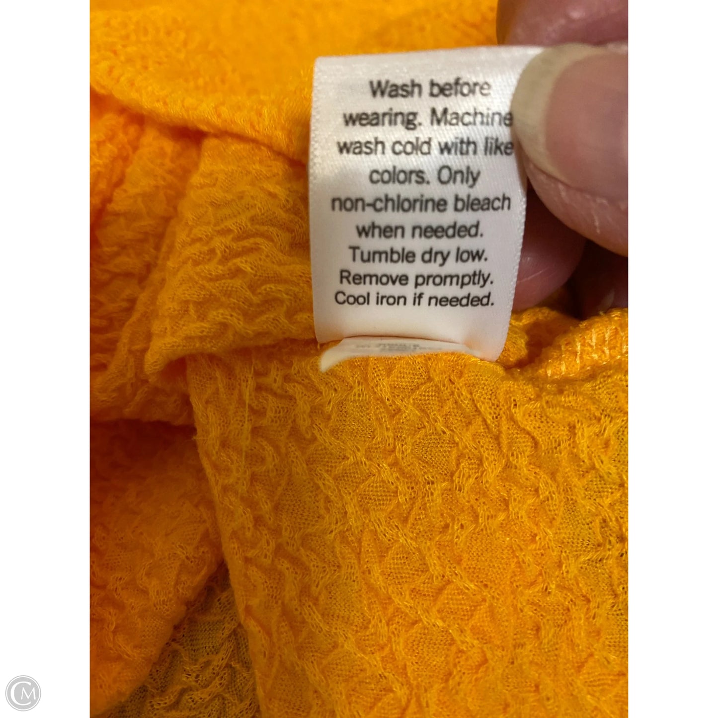 Top Long Sleeve By Clothes Mentor In Yellow, Size: S