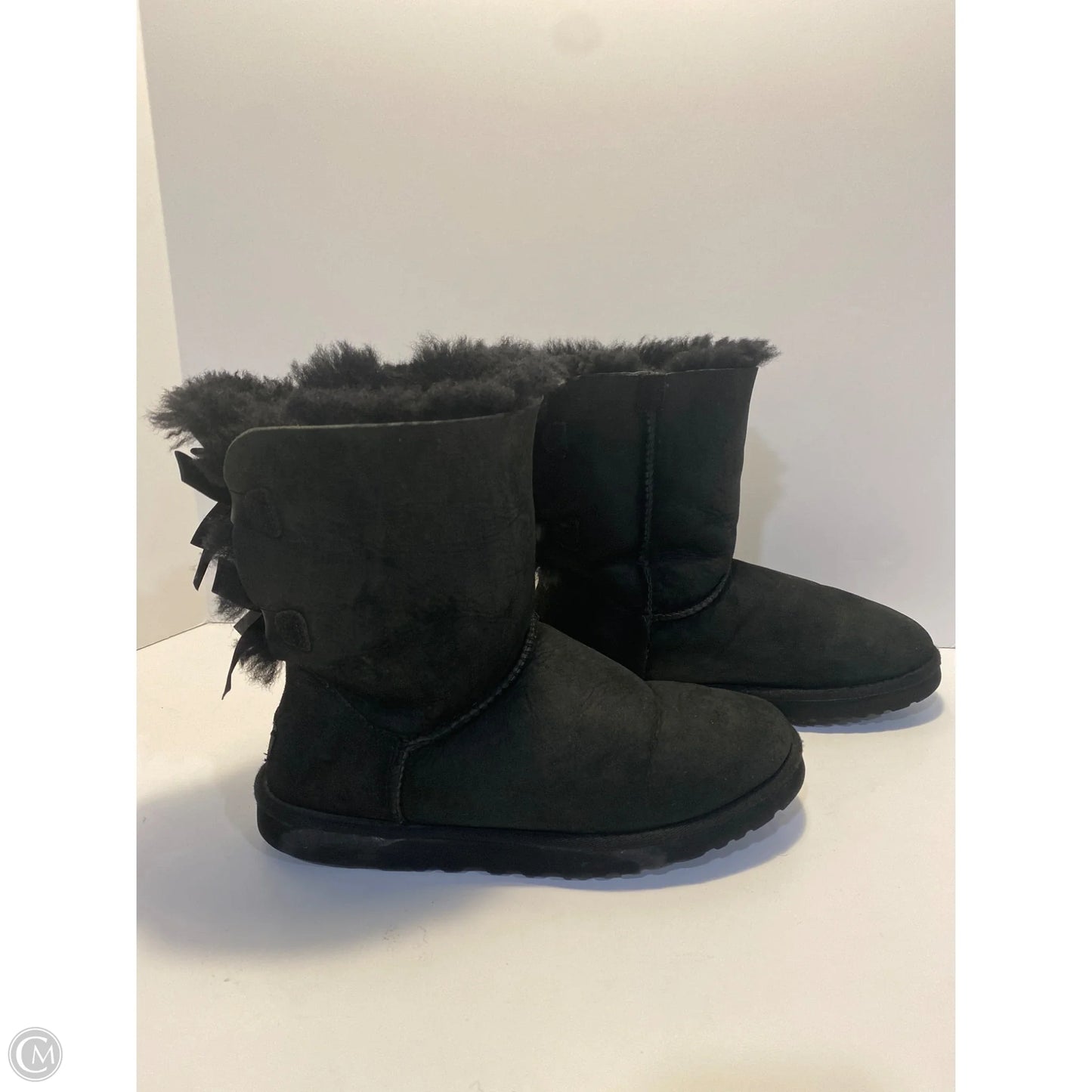 Boots Designer By Ugg In Black, Size: 9