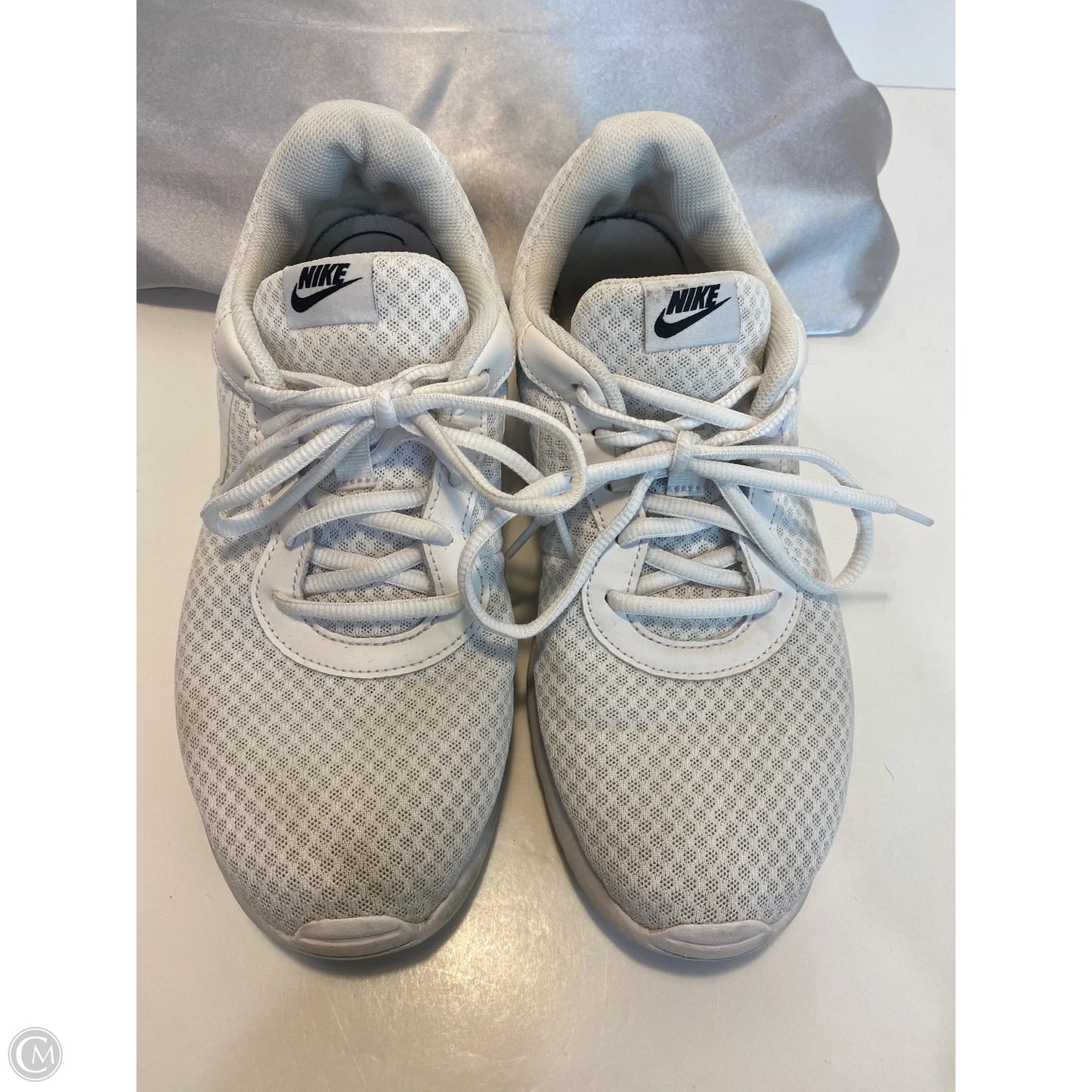 Shoes Athletic By Nike In White, Size: 11