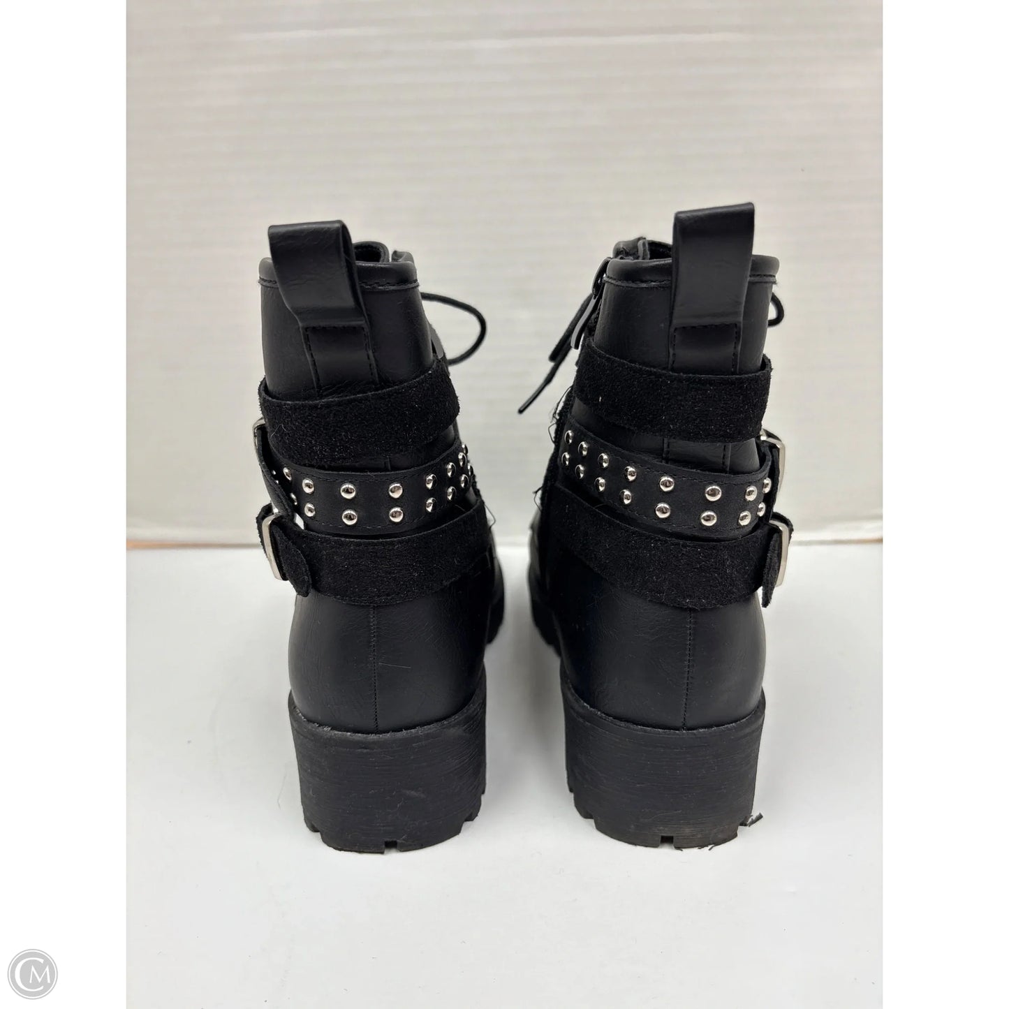 Boots Ankle Flats By Clothes Mentor In Black, Size: 9