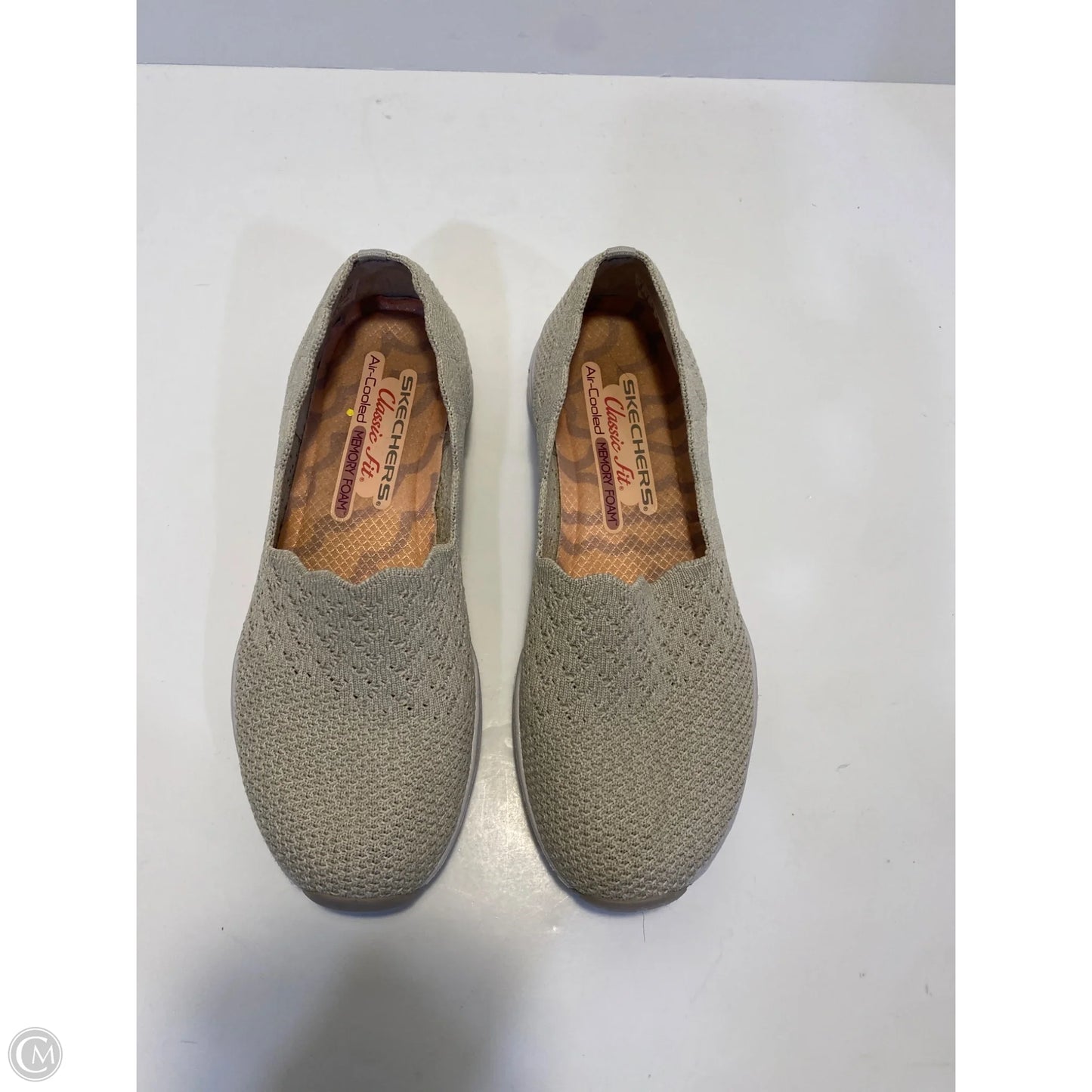 Shoes Flats By Skechers In Tan, Size: 6