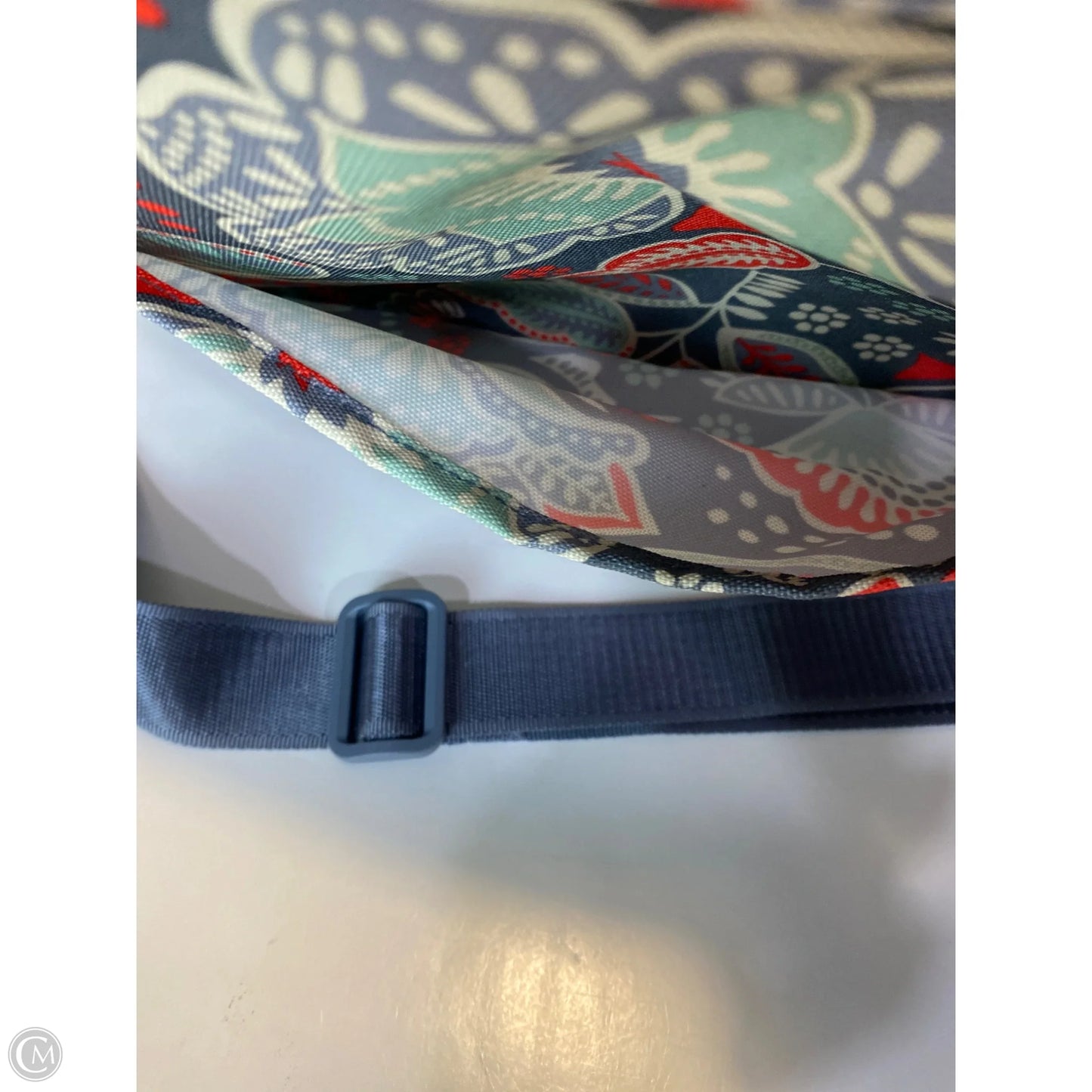 Handbag By Vera Bradley, Size: Large