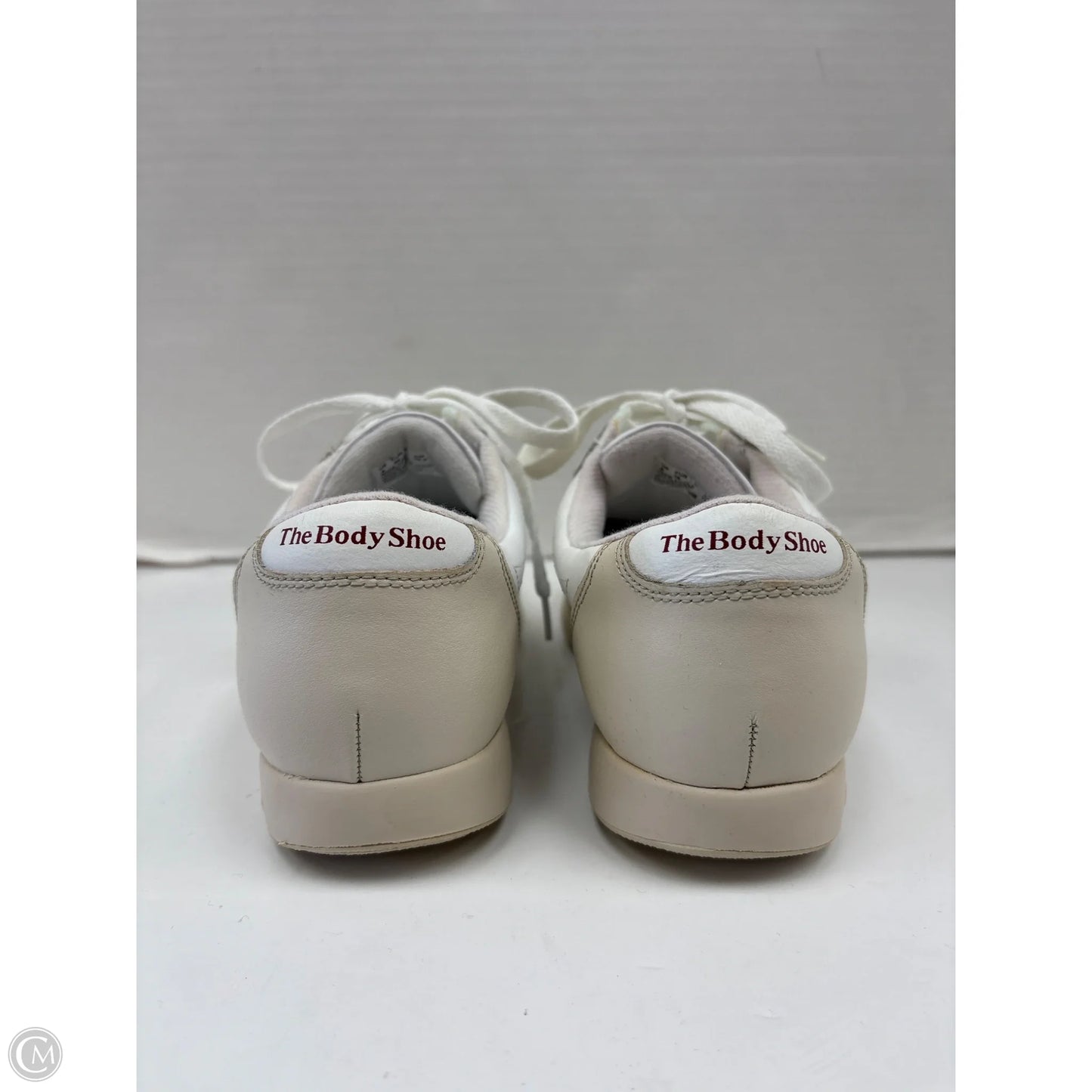 Shoes Athletic By Hush Puppies In White, Size: 8