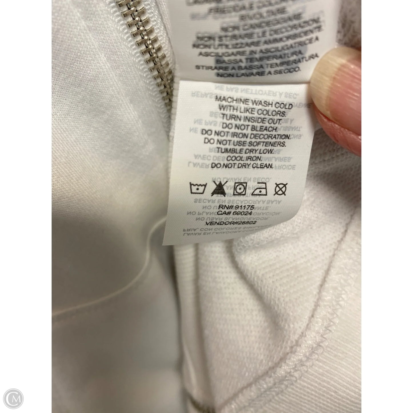 Sweatshirt Hoodie By Fila In White, Size: 1x