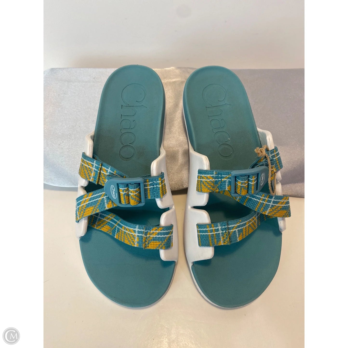 Sandals Flats By Chacos In White, Size: 6