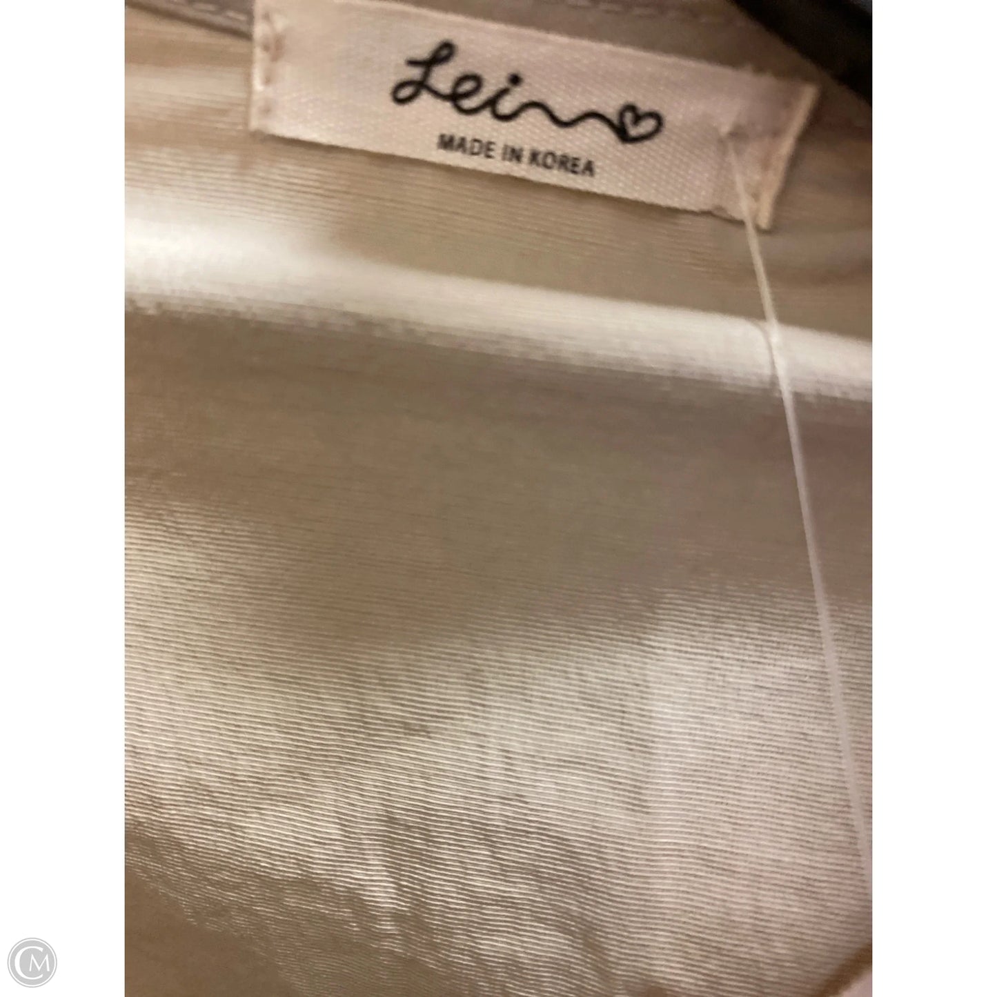 Jacket Windbreaker By Clothes Mentor In Beige, Size: Osfm