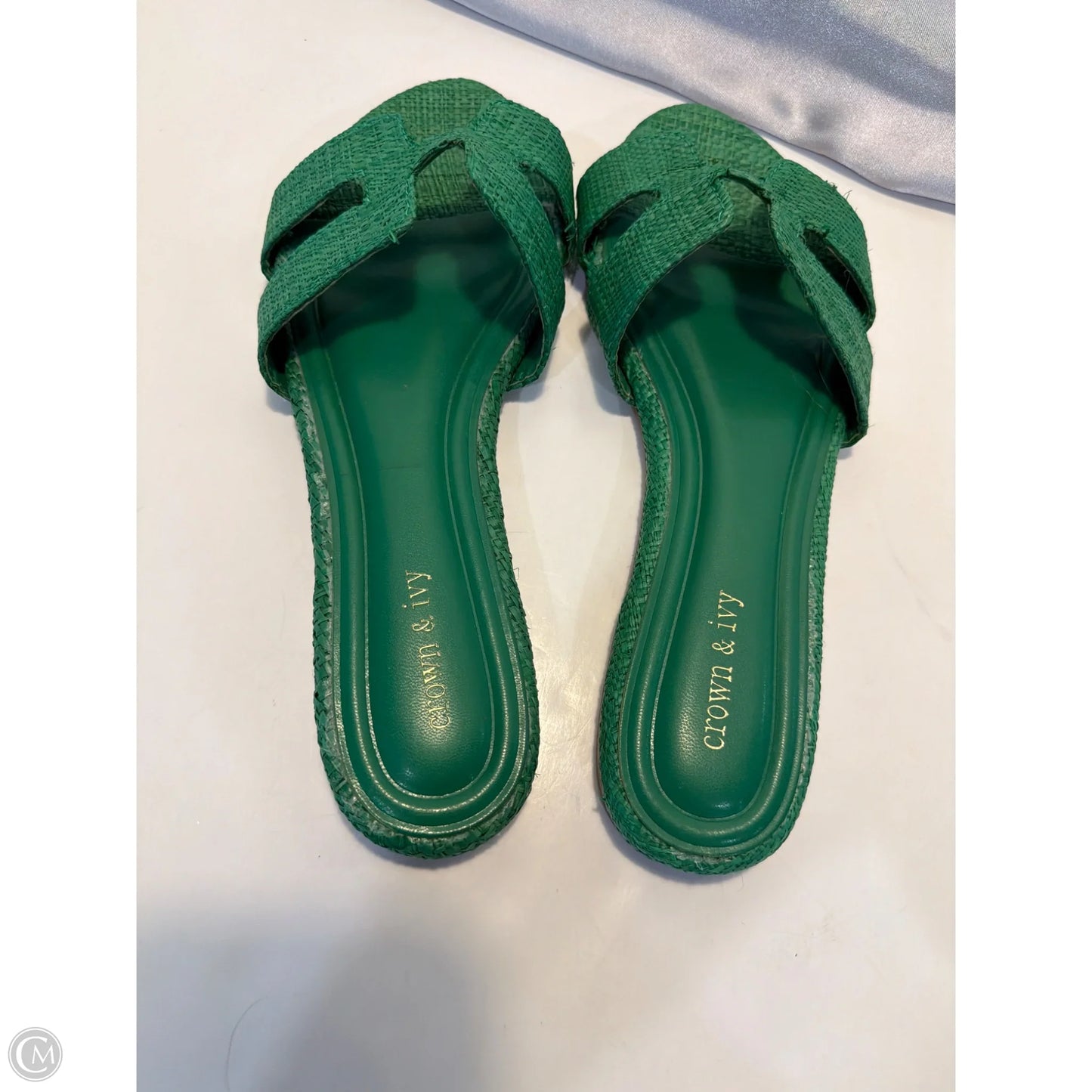 Sandals Flats By Crown And Ivy In Green, Size: 8.5