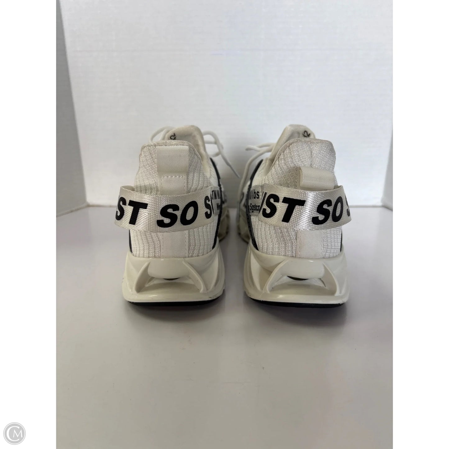 Shoes Athletic By Clothes Mentor In White, Size: 11.5