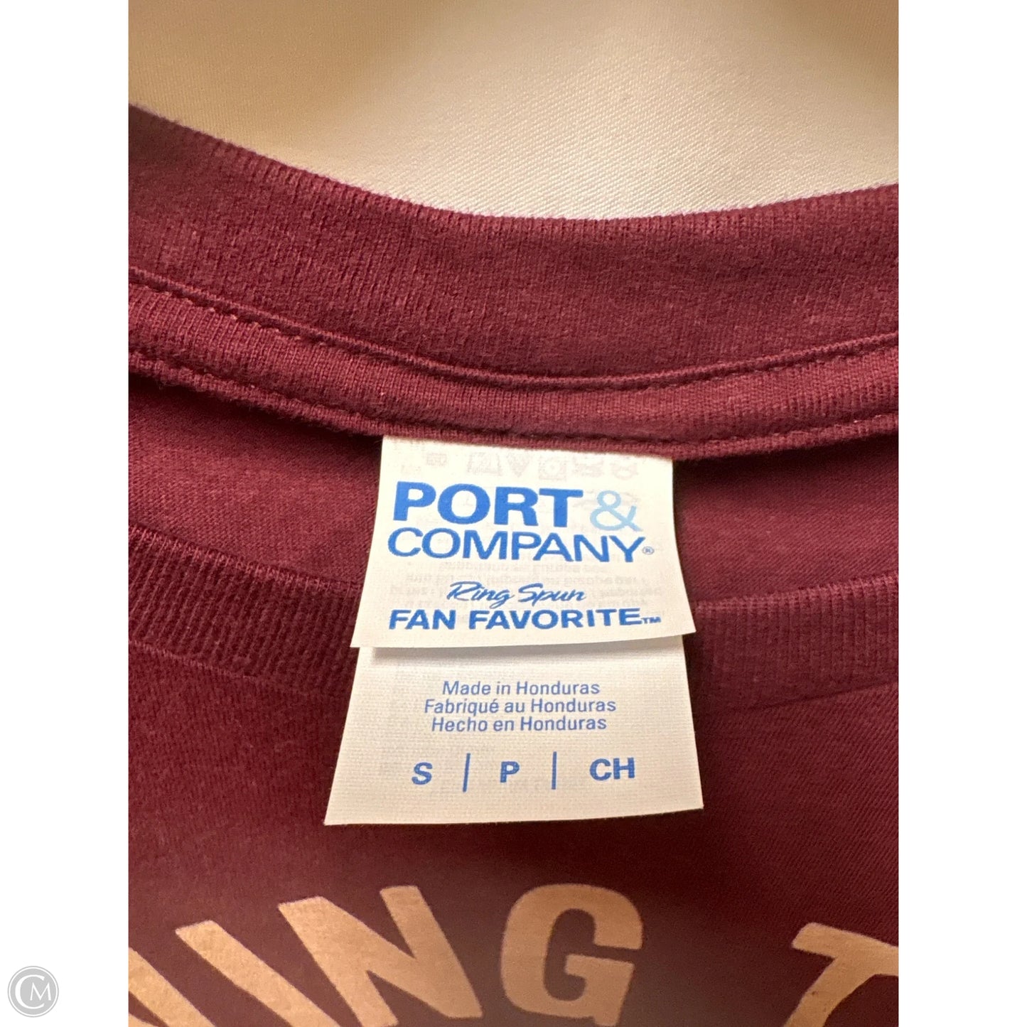 Top Short Sleeve By Port & Company In Maroon, Size: S